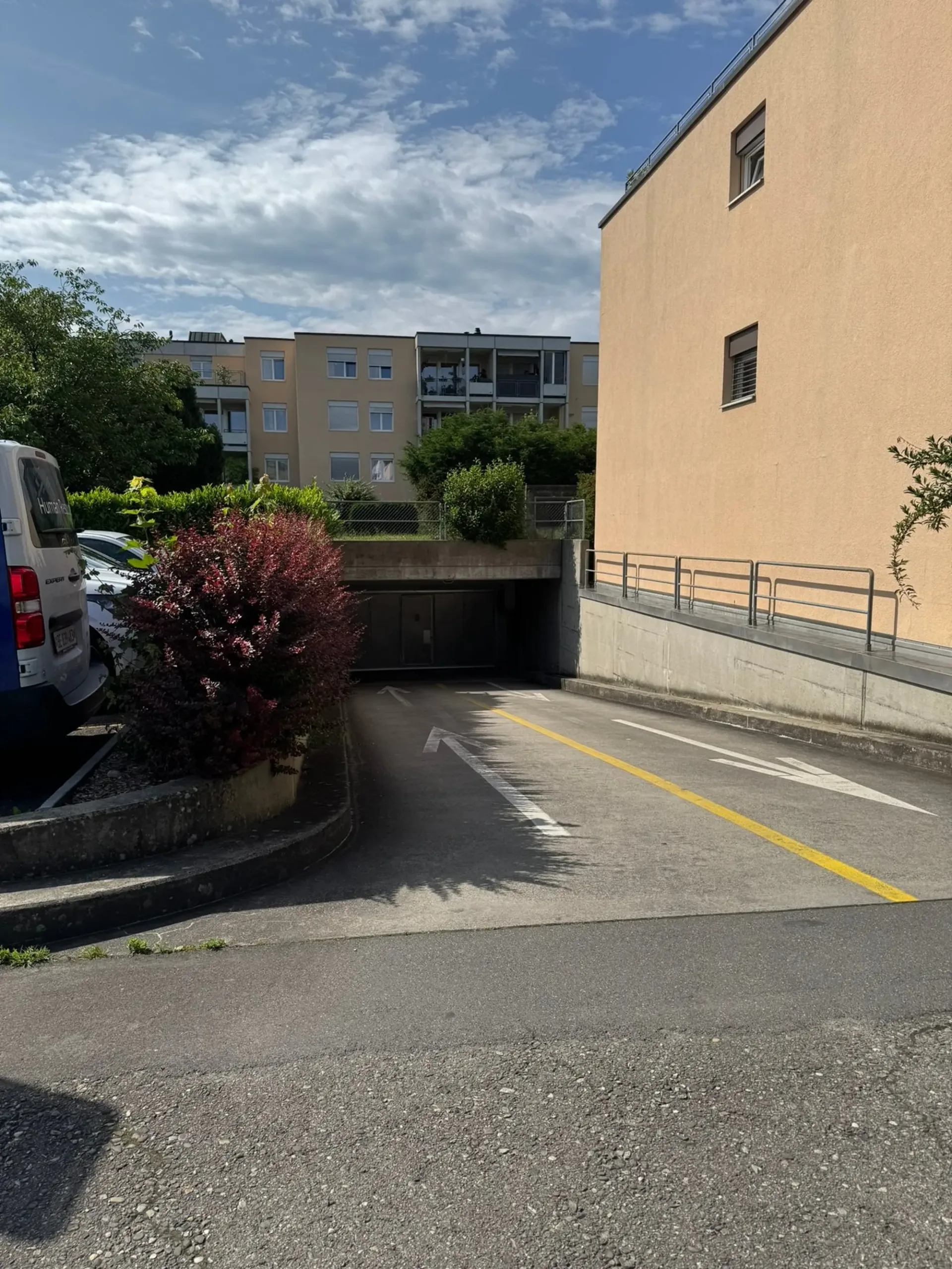 Einstellhallenplatz in Orpund zu vermieten