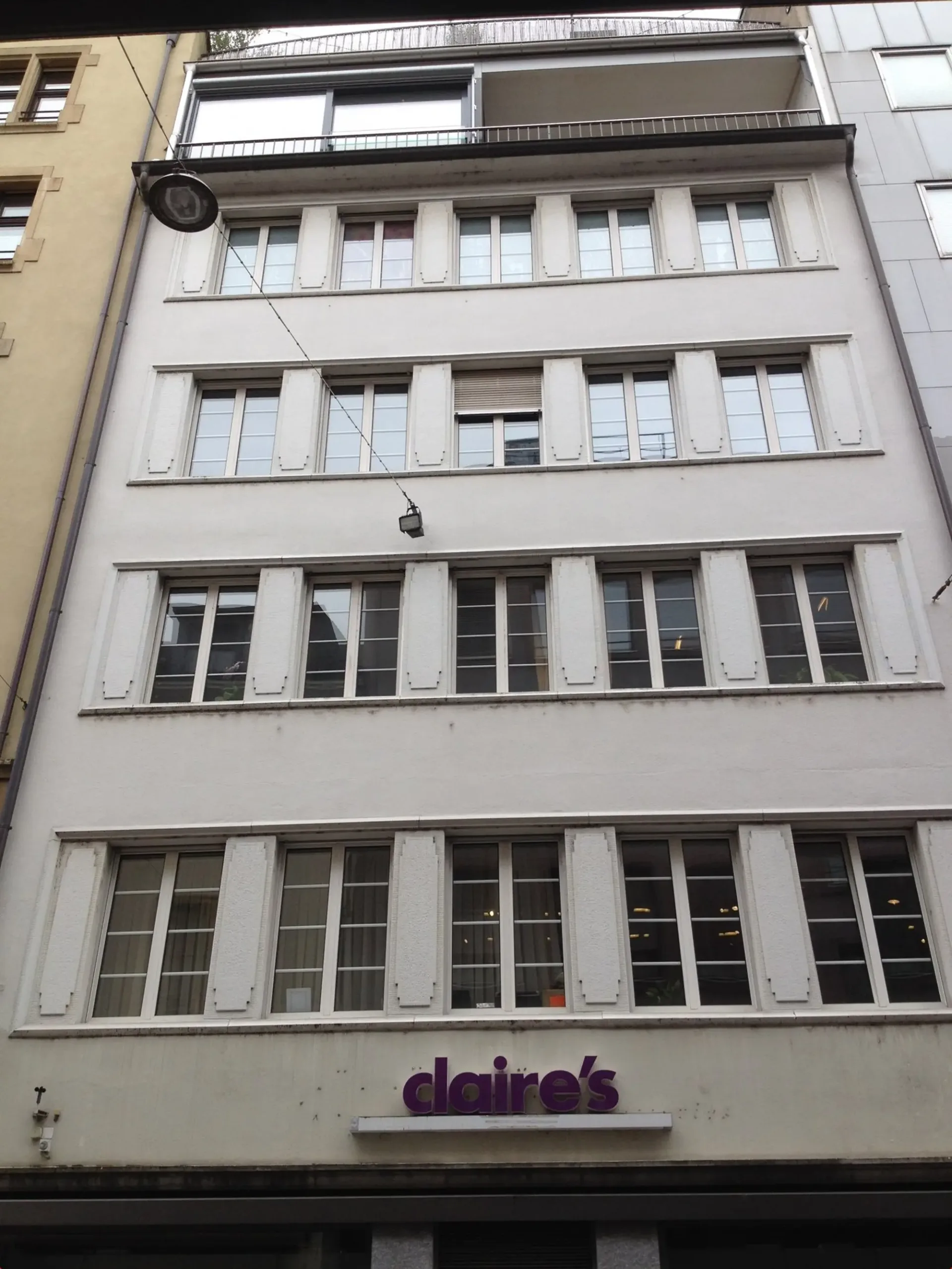 Helles 2-Zimmer-Büro an zentraler Lage in Basel