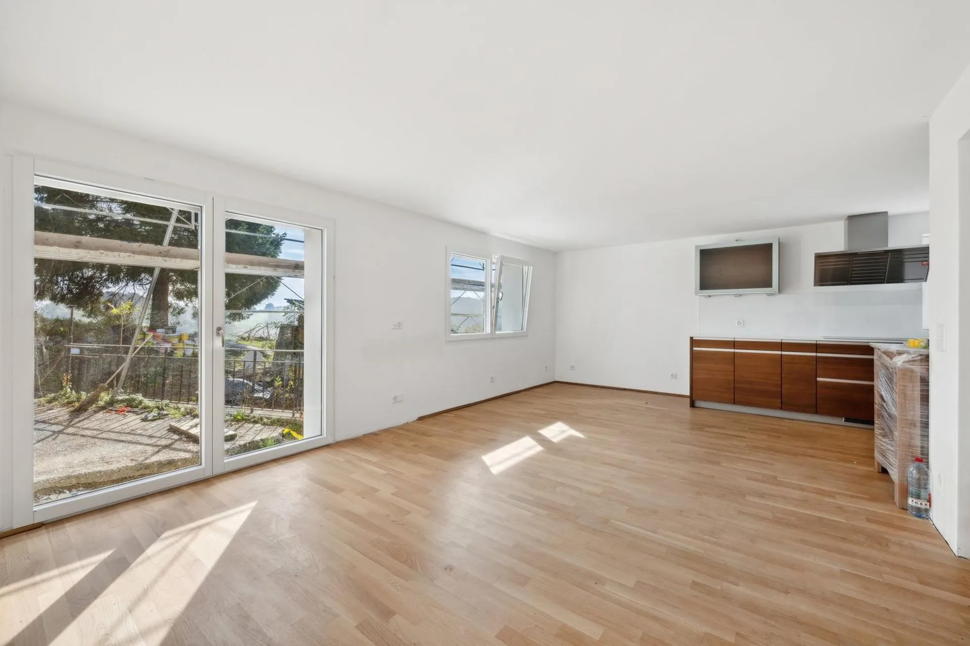 Einfamilienhaus renoviert - 2 Min. vom Dorf Attalens