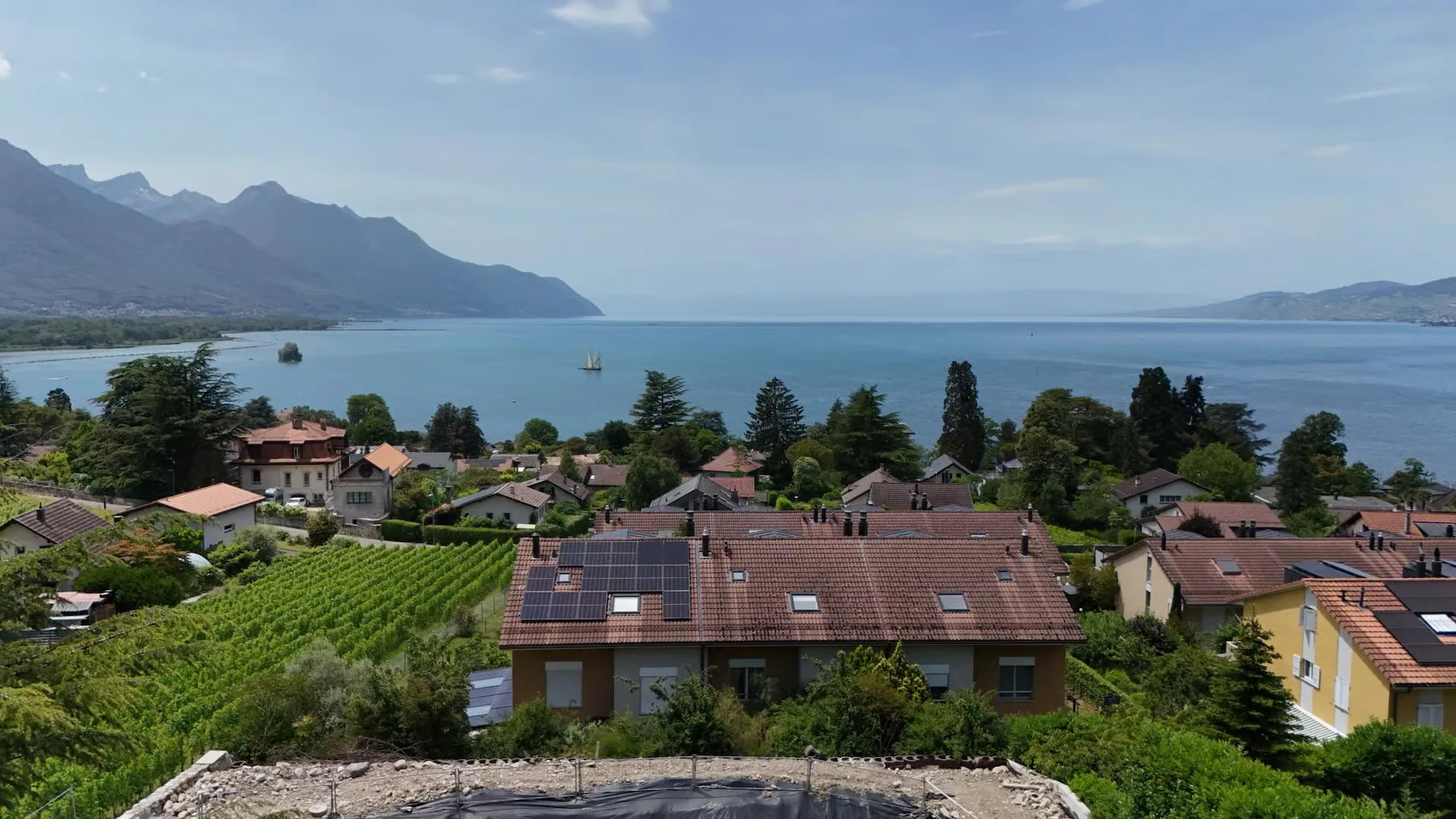 Haus im Bau - atemberaubender Blick auf den See!