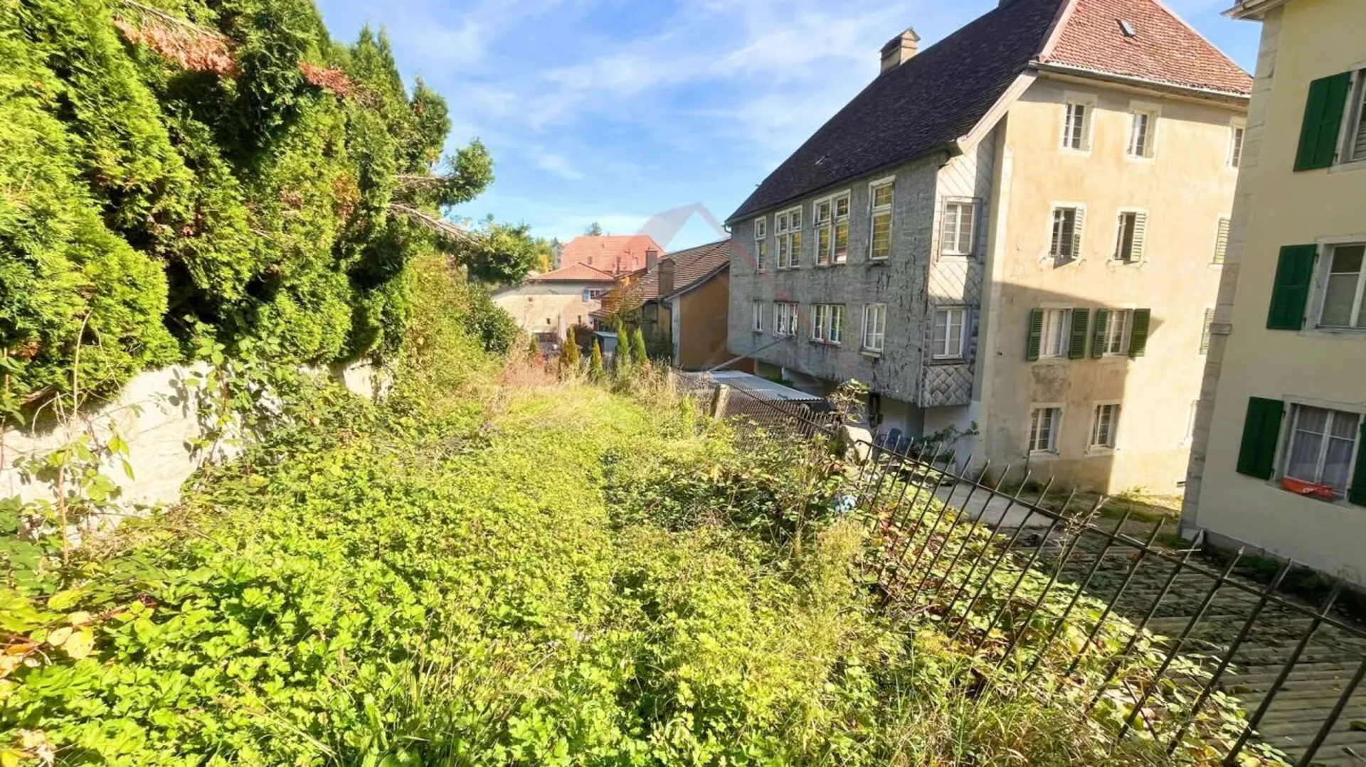 Sonvilier - Baugrundstück ideal für Villen oder Reihenhäuser in ruhiger Umgebung
