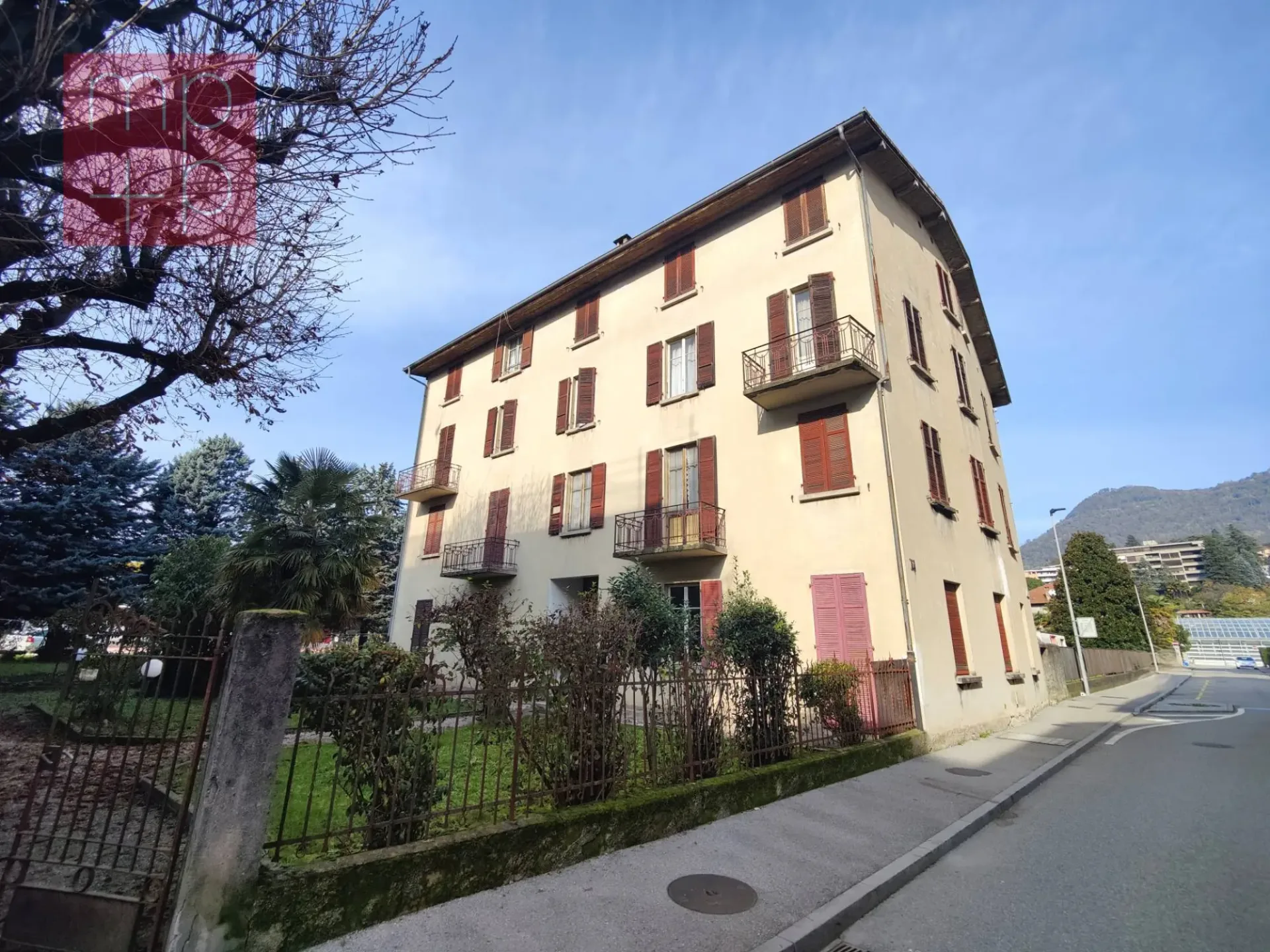 Mehrfamilienhaus - Chiasso