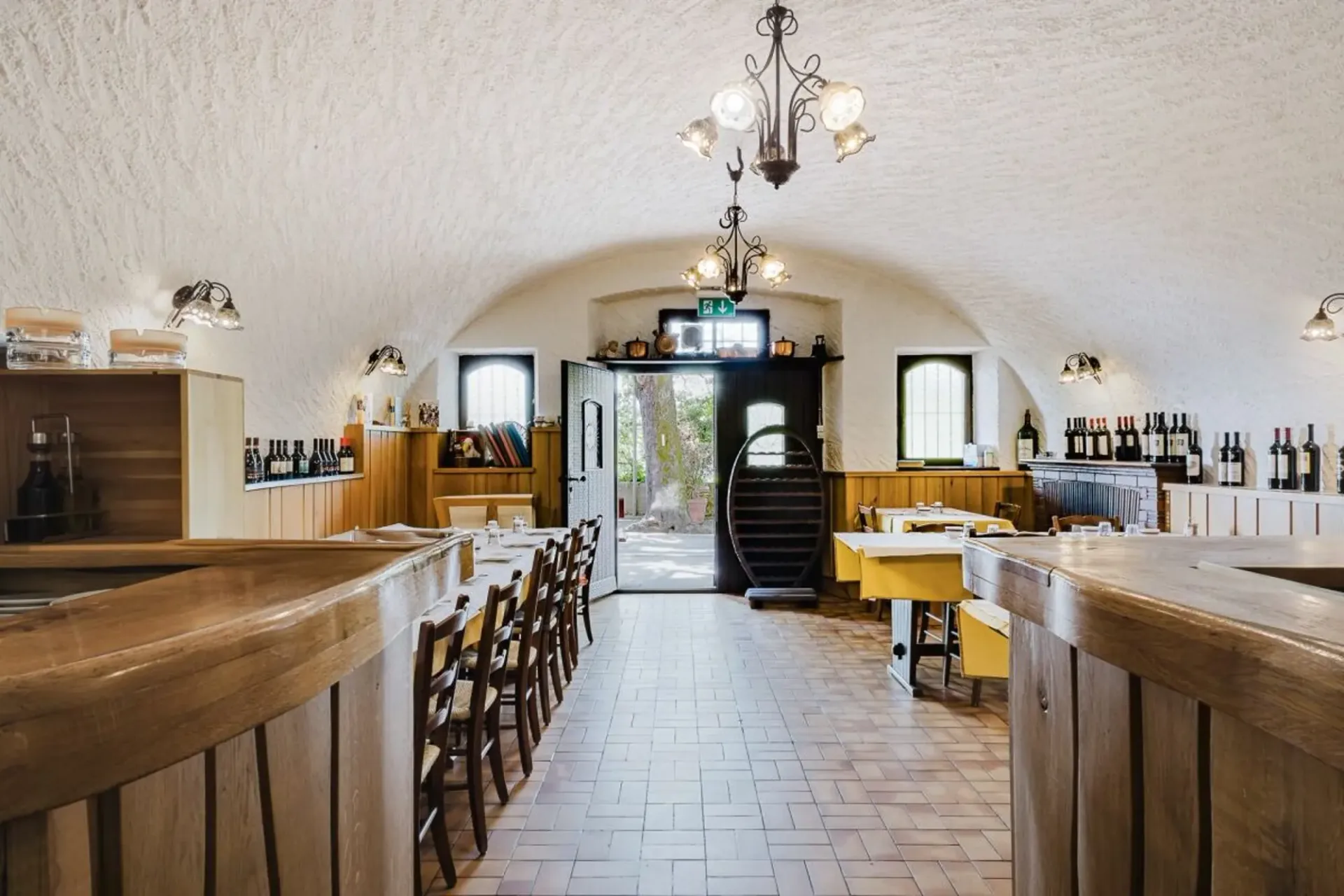 Grotto Bundi bei den Kellern von Mendrisio - käuflich mit Rent-to-Buy-Option!