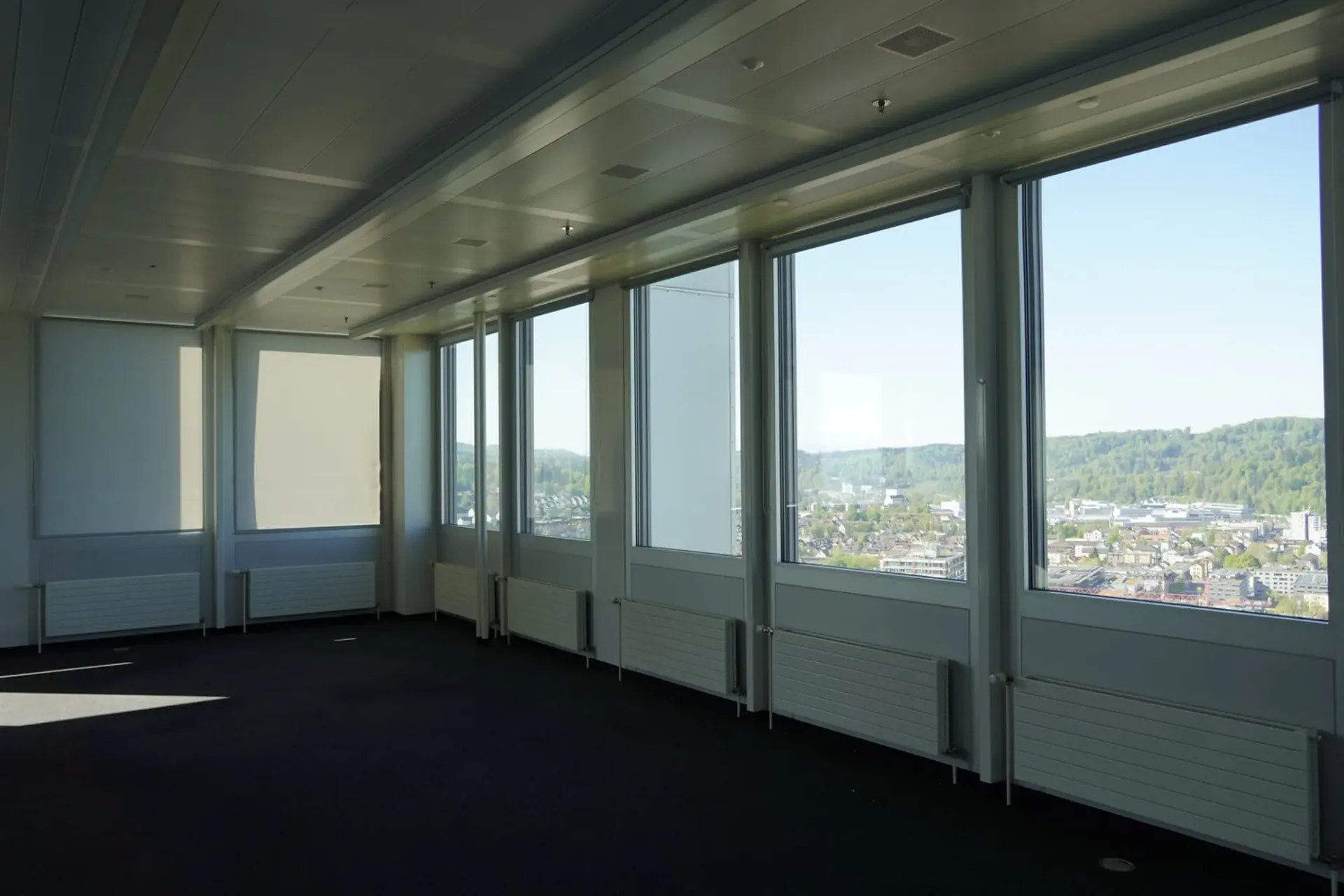 All-Inclusive Büro auf 25. Etage für 2-10 Arbeitsplätze – 2 Min. vom Bahnhof Winterthur