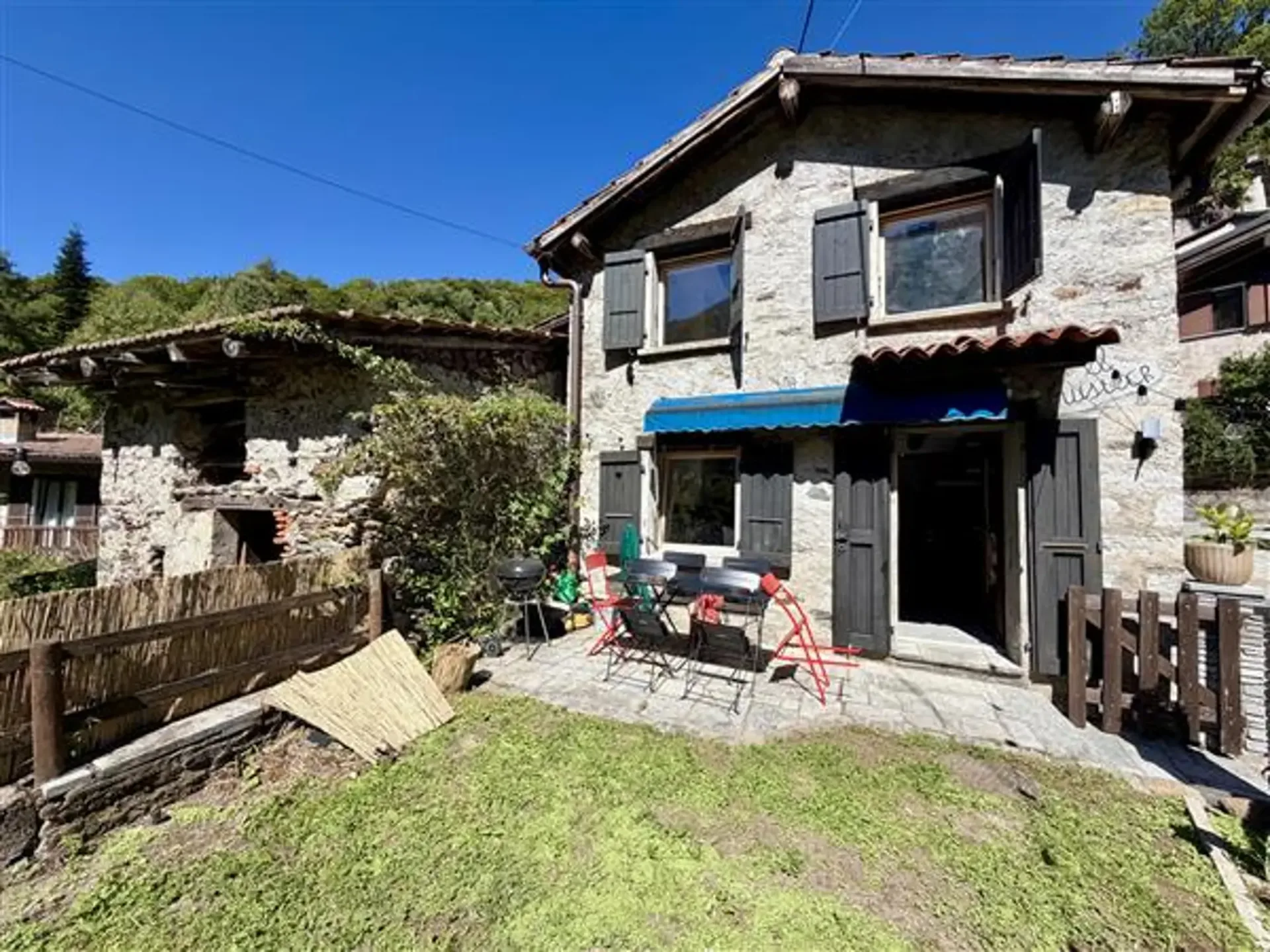 Curtina: Casa arredata 3.5 locali