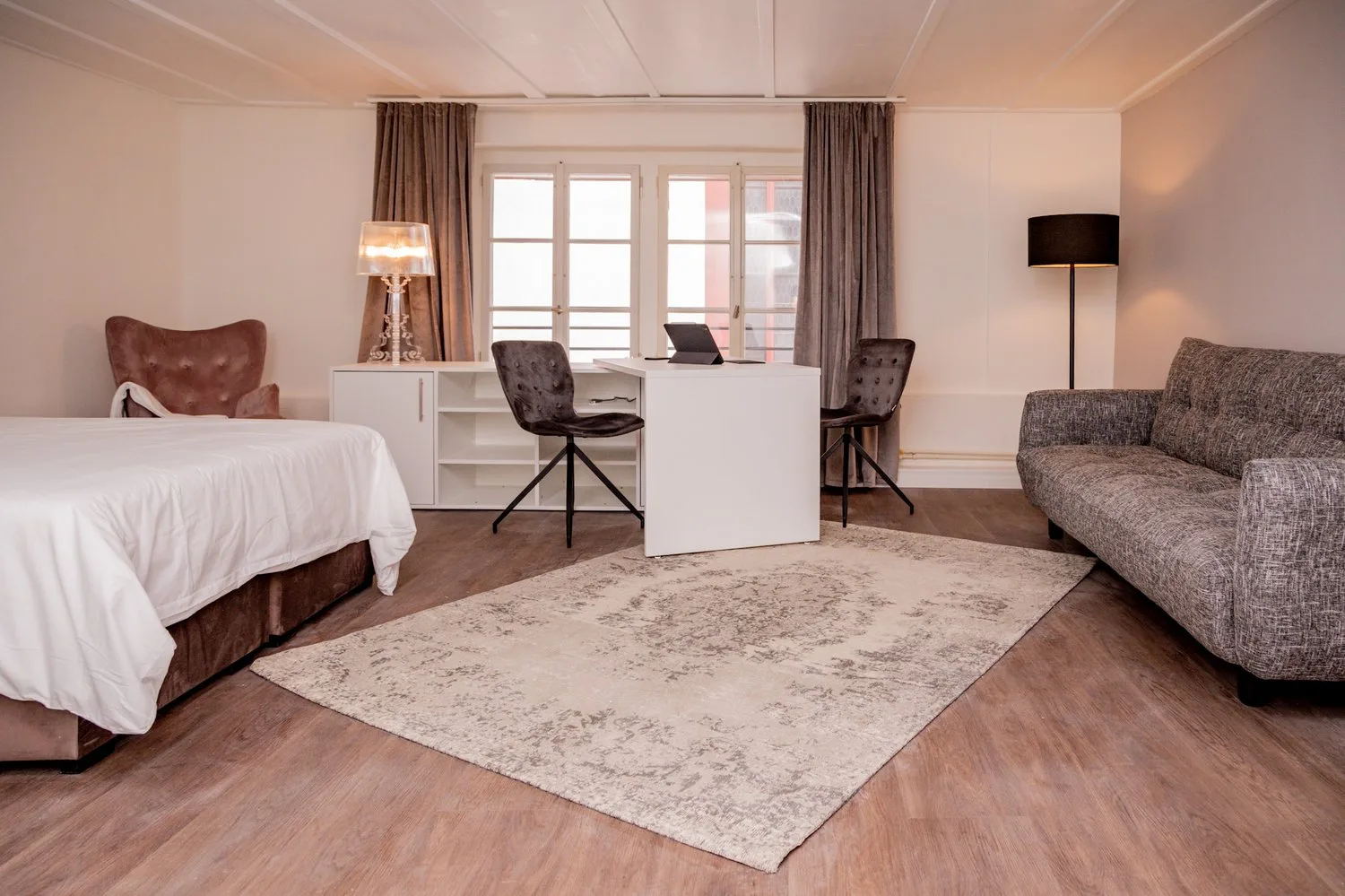 Chambre meublée charmante dans la vieille ville