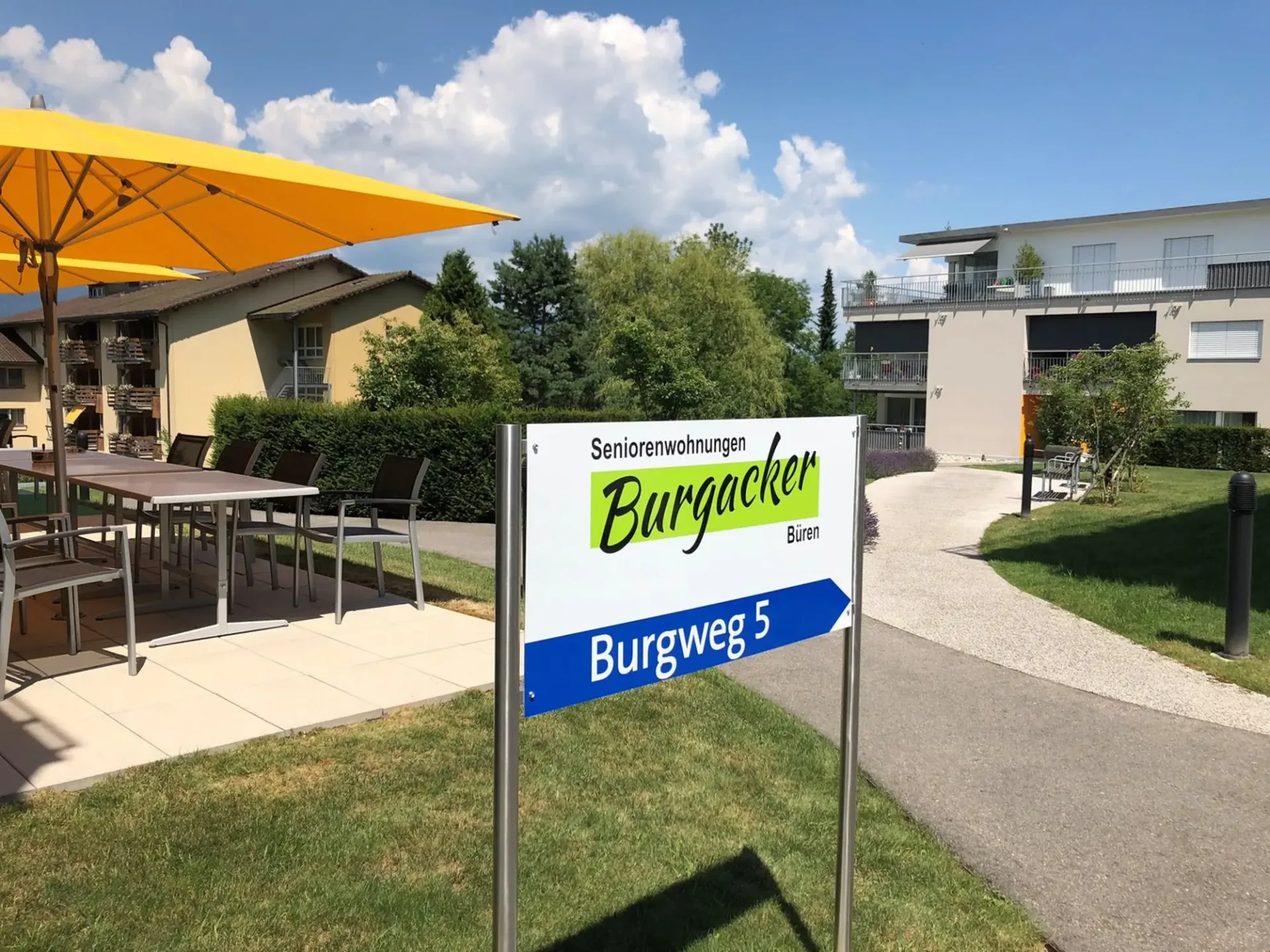 Aussenparkplätze in Büren ab sofort zu vermieten
