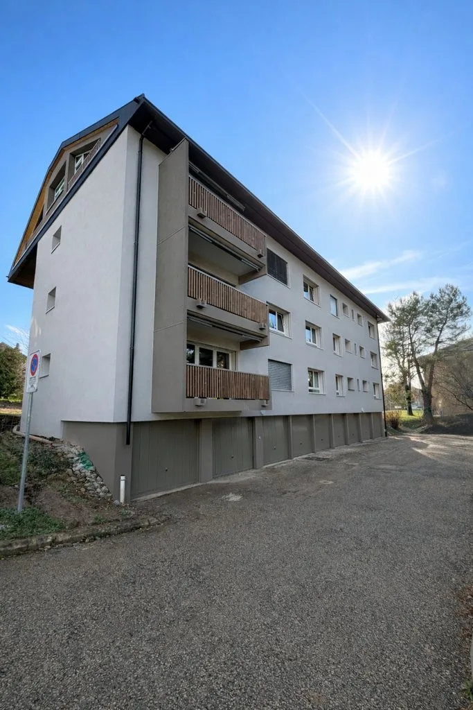 Spacieux et lumineux appartement rénové de 3.5 pièces