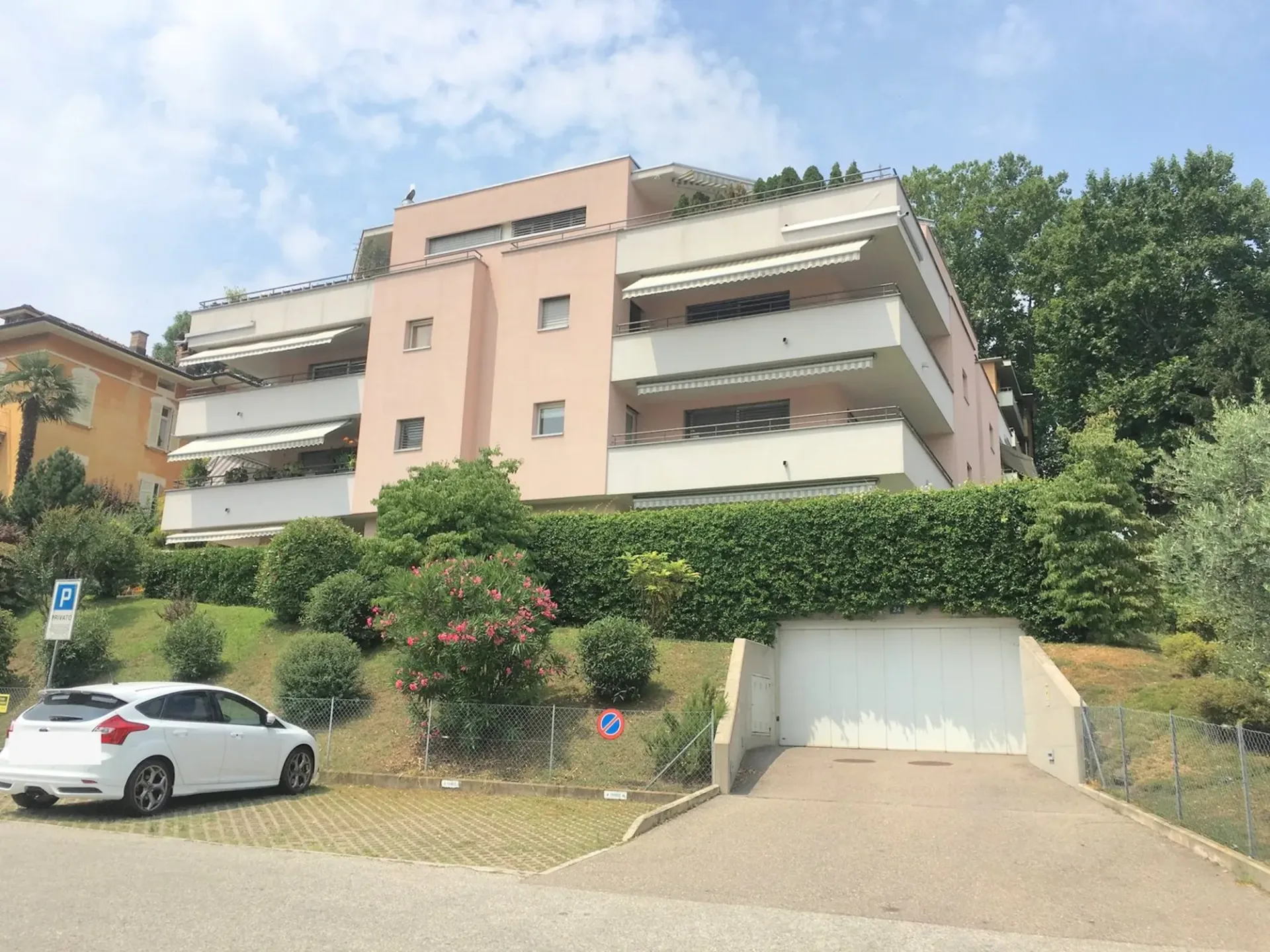 Geräumige und helle Wohnung in Breganzona