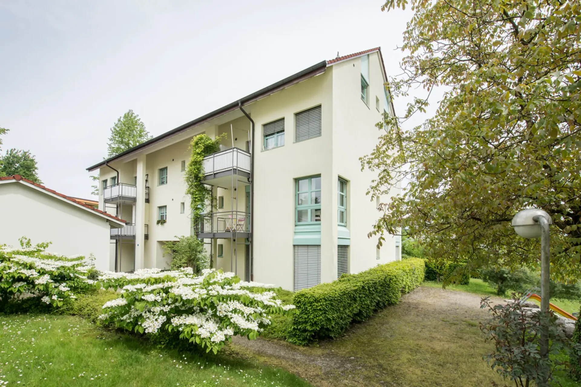 Helle 4.5-Zimmerwohnung in naturnaher Lage