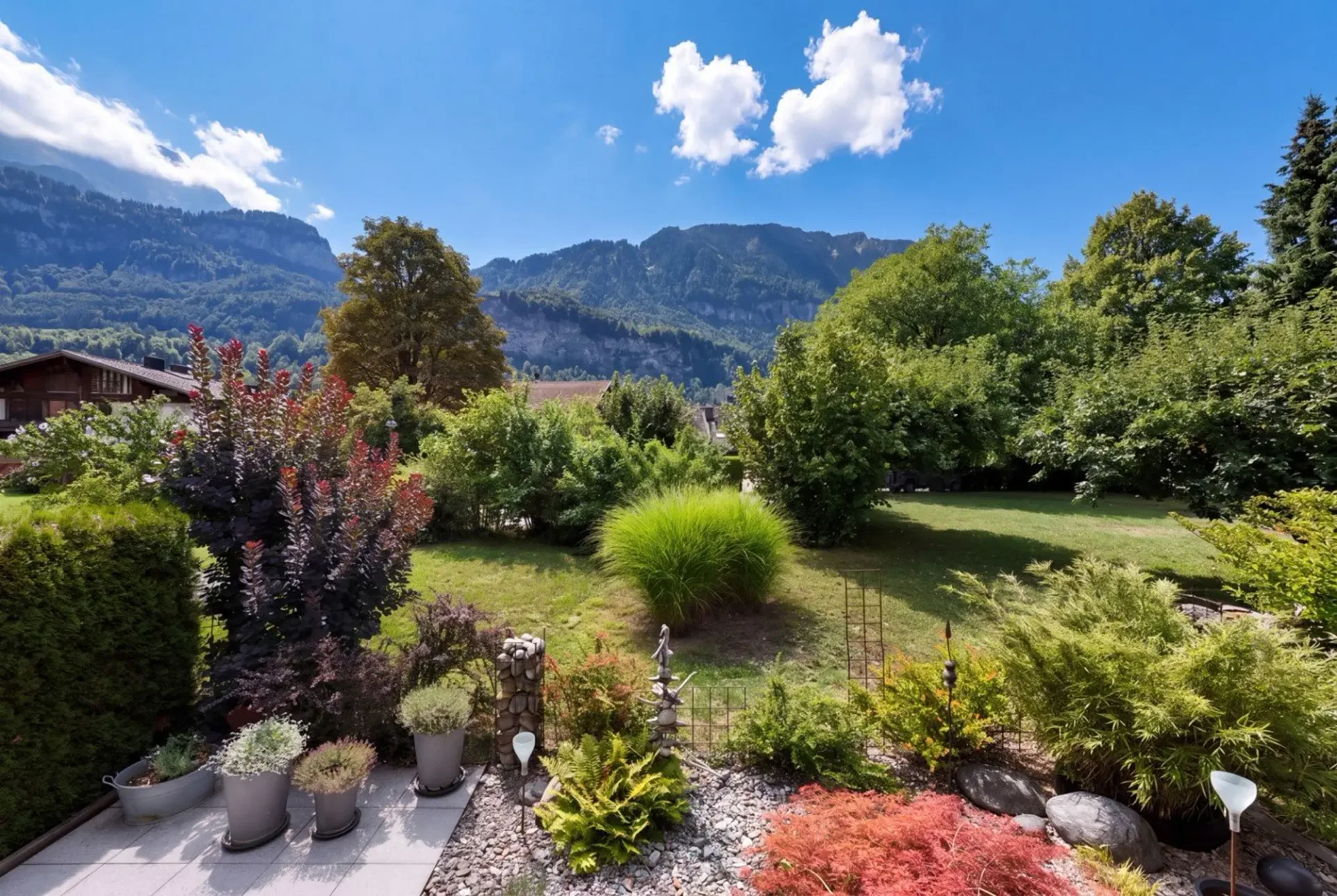 Familienfreundliche 5.5-Zimmer-Gartenwohnung - zentral in Meiringen