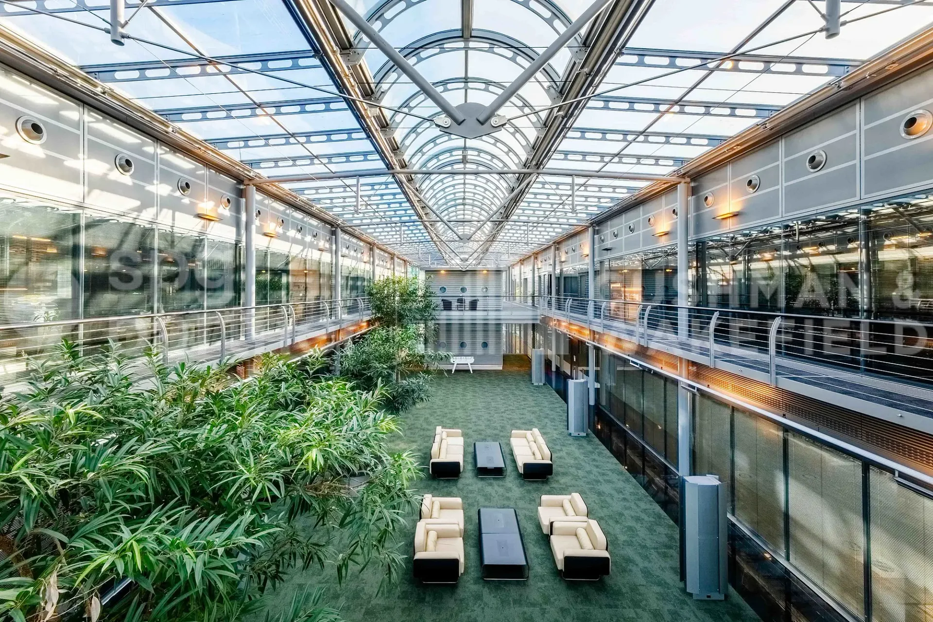 Große Bürofläche von 1.450 m² zur Miete - Onyx Business Park
