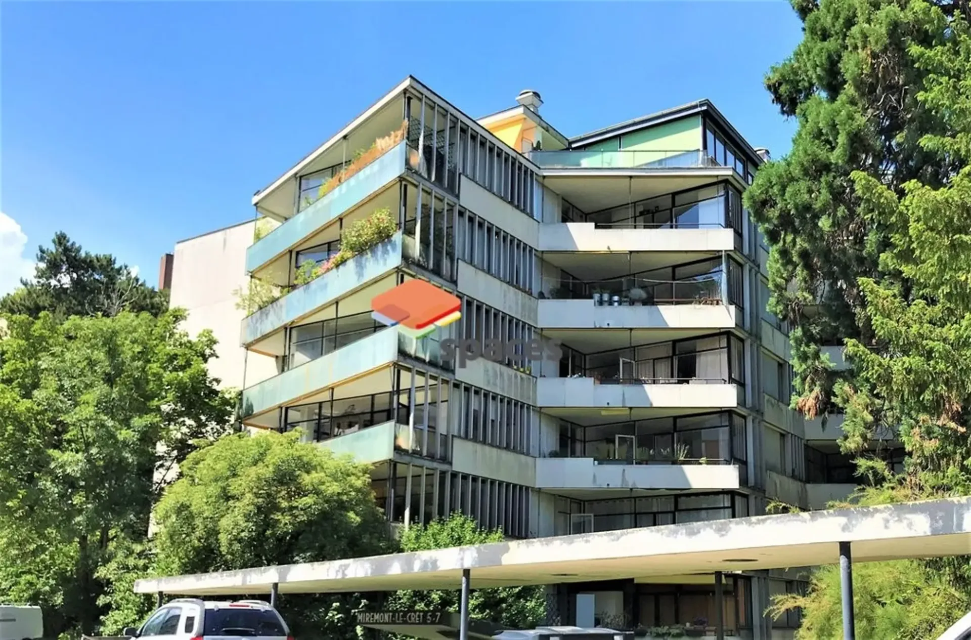 Champel - In the heart of a quiet and green neighborhood