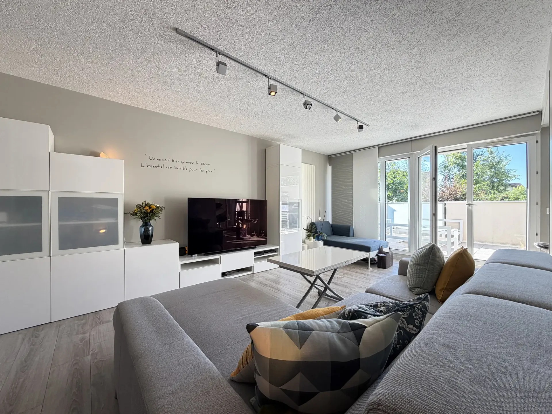 Duplex 93m2 mit freier Sicht, 2 Terrassen und Doppelgarage