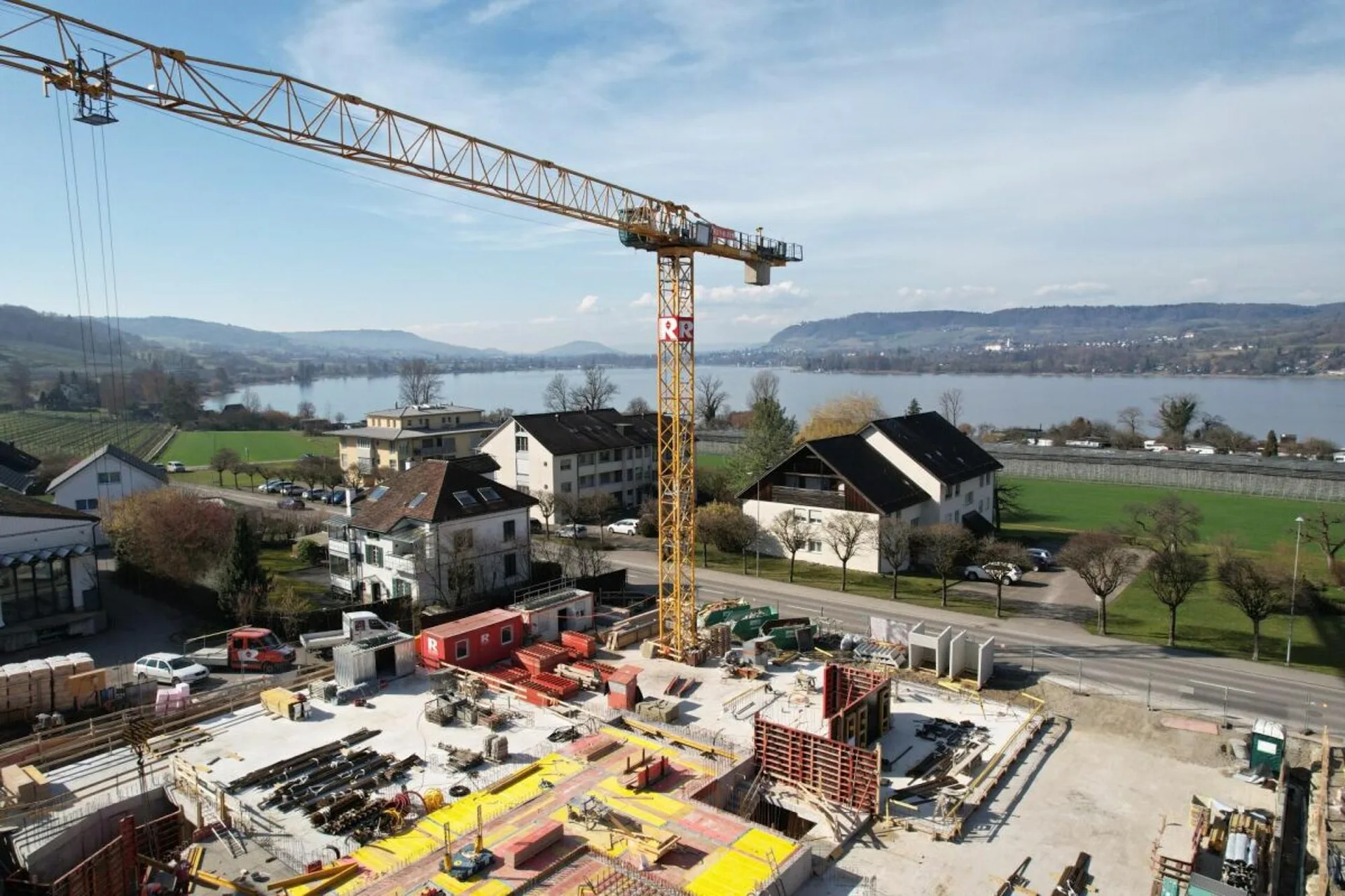 Exklusive 5.5-Zimmer Wohnung mit Blick auf den See