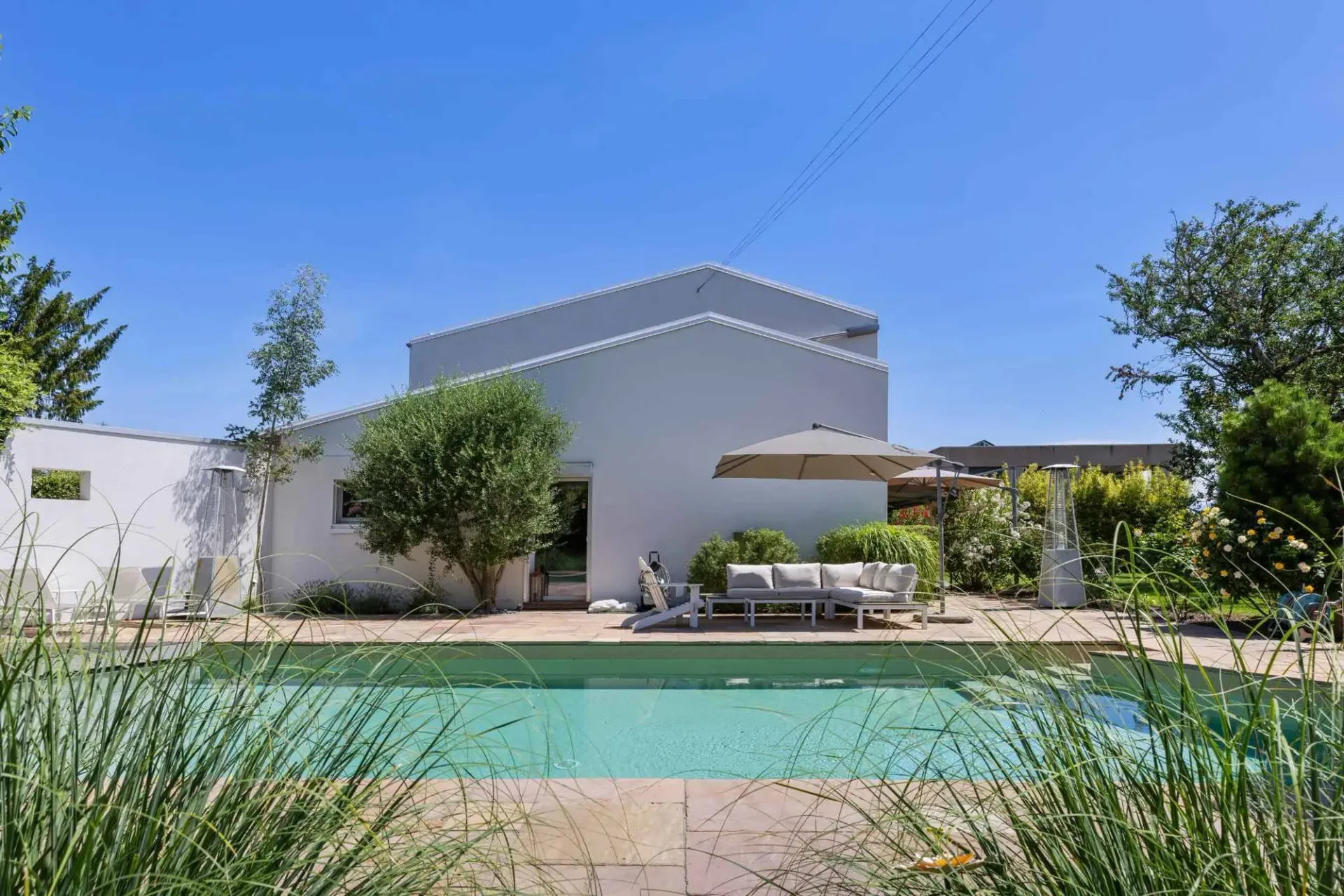 Exclusivité Cardis Immobilier - Un air de Provence aux portes du Léman