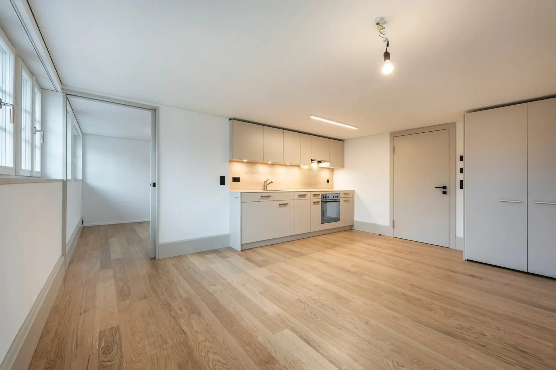 Charming apartment in the old village center