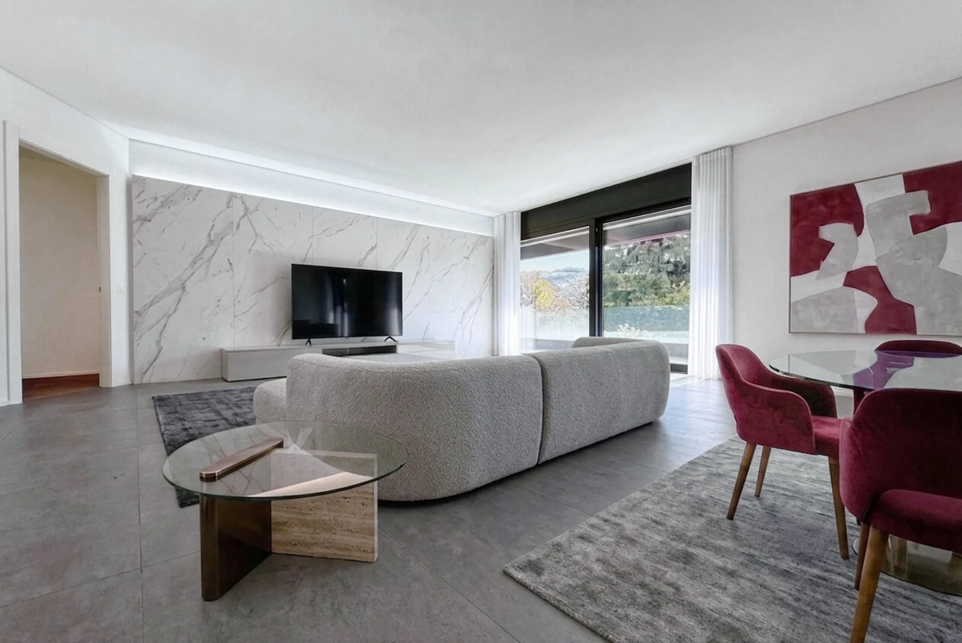 HELLES UND GERAUMIGES 4.5-ZIMMER-WOHNUNG MIT 2 TERRASSEN IN VACALLO