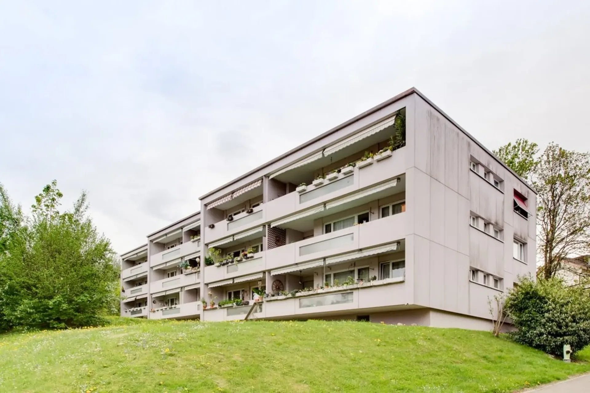 Attraktiver Bastelraum per sofort zu vermieten