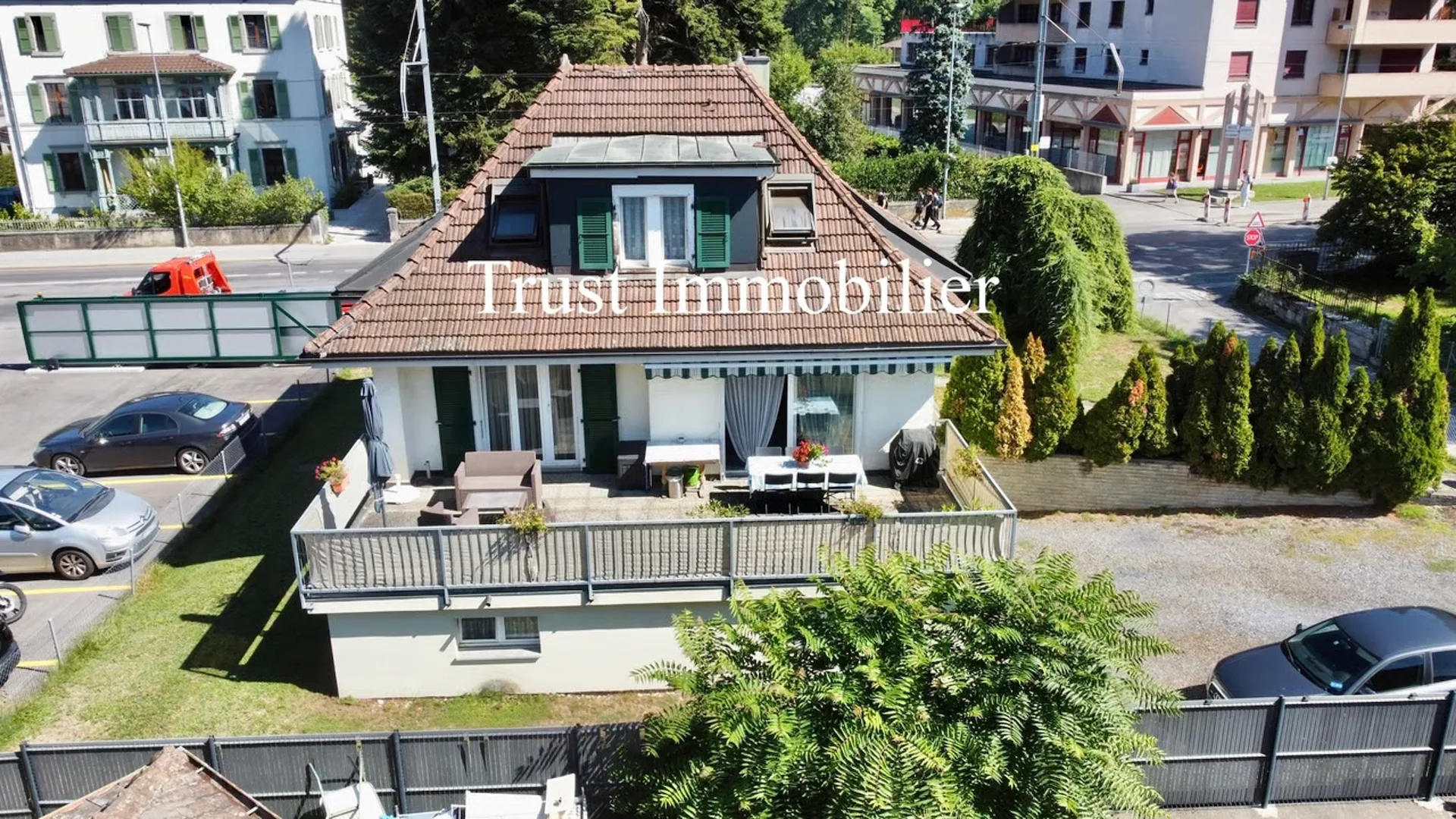 6013M-Haus mit 6,5 Zimmern in der Nähe des Zentrums von Bex