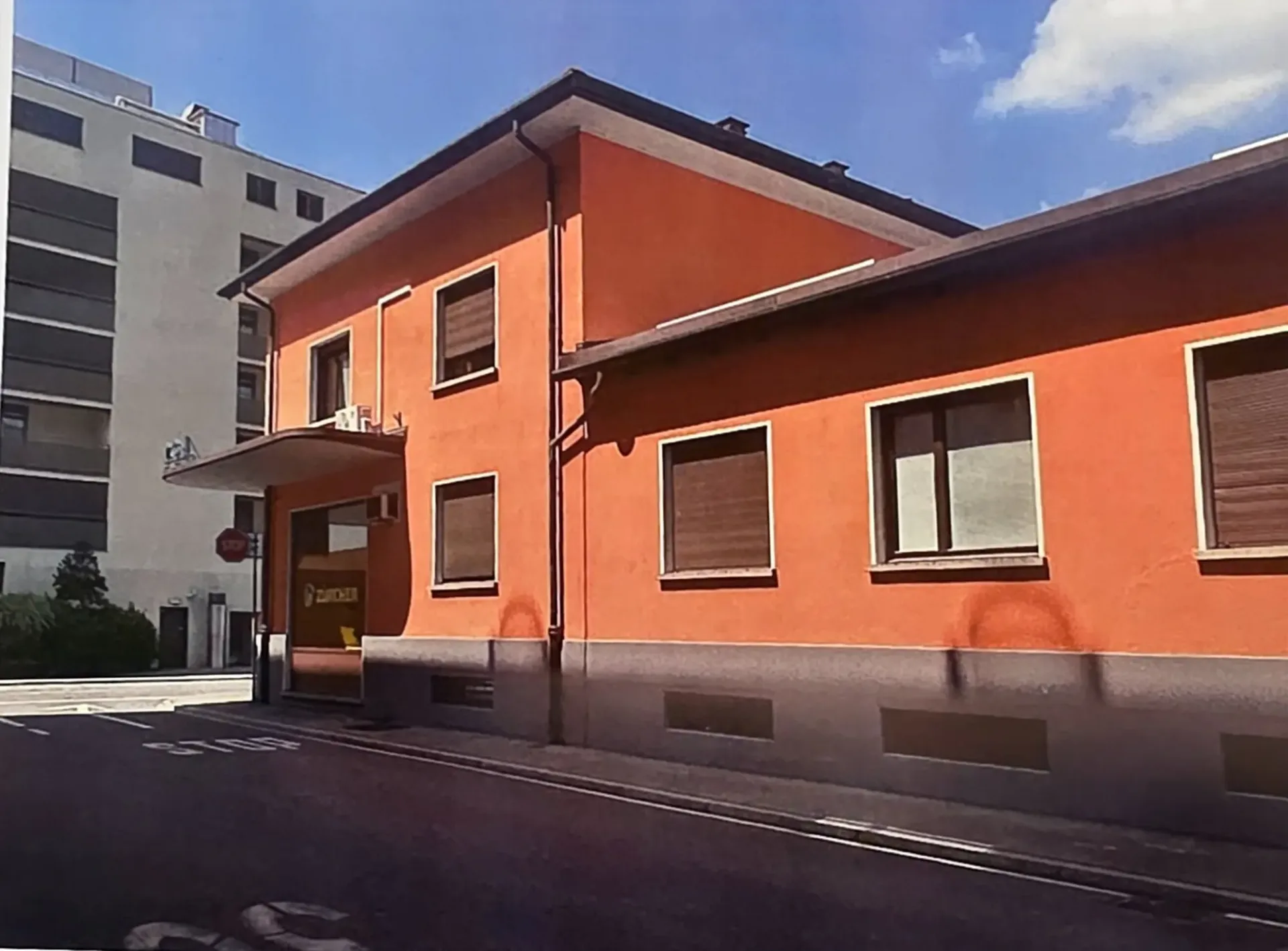Modernes Büro in strategischer Lage in Chiasso