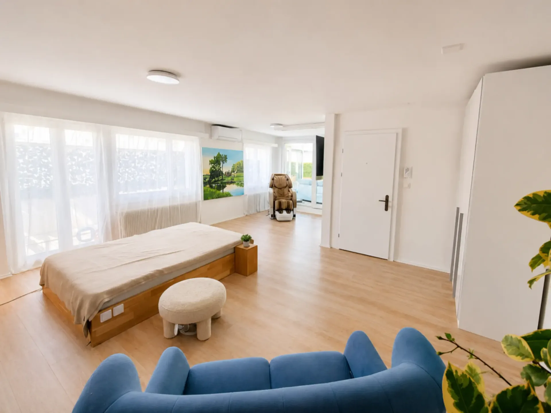 Invest today - live tomorrow: attractive attic apartment