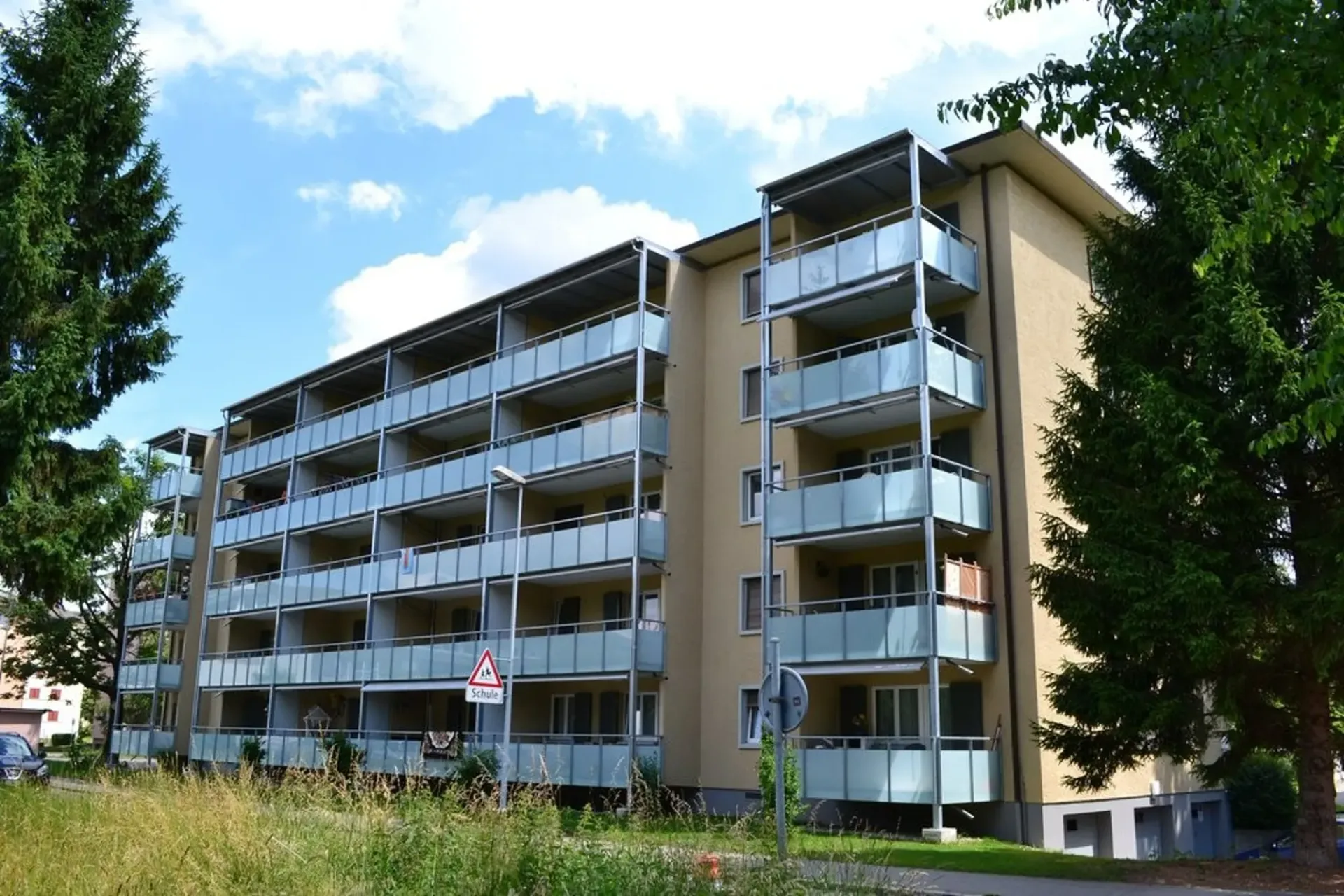 Zentral gelegene Wohnung mit grossem Balkon mit Aussicht