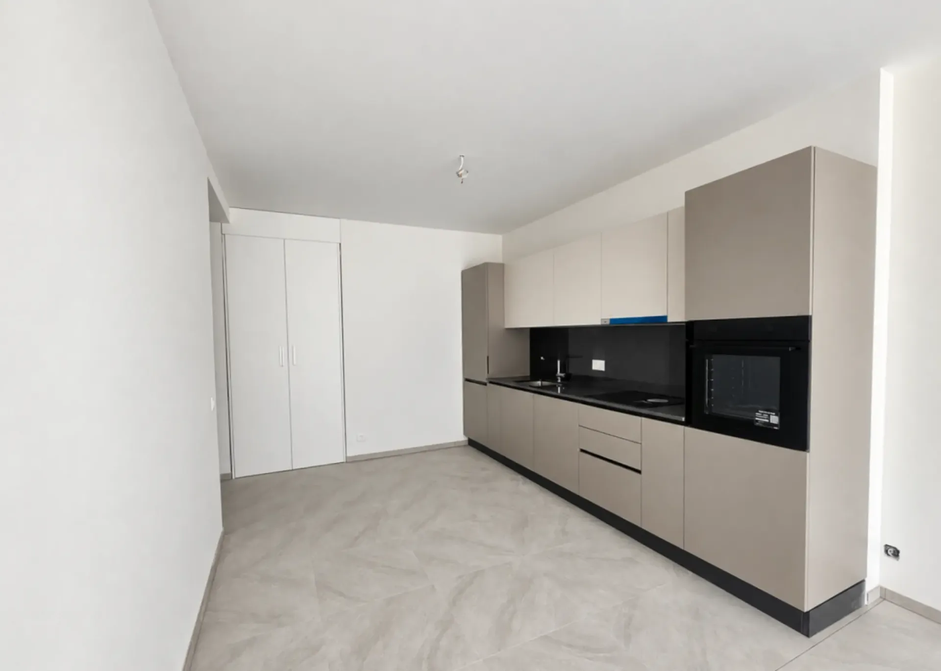 3.5 locali ristrutturati in zona residenziale