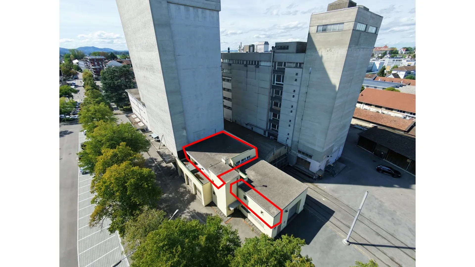 Gewerbefläche am Bahnhof Gossau in Rohbaumiete