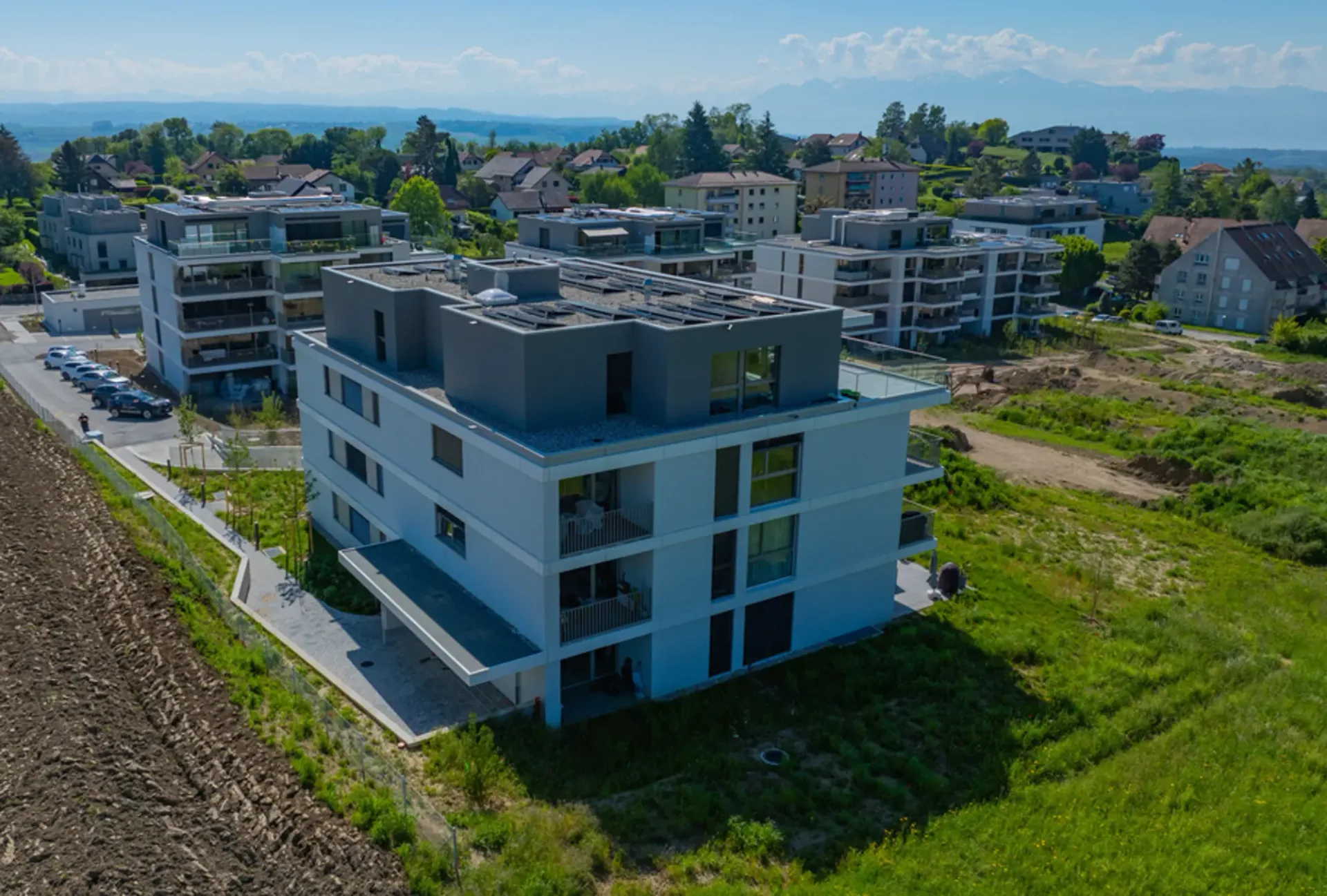 Charmanter Apartment mit 2.5 Zimmern und Balkon in Cossonay