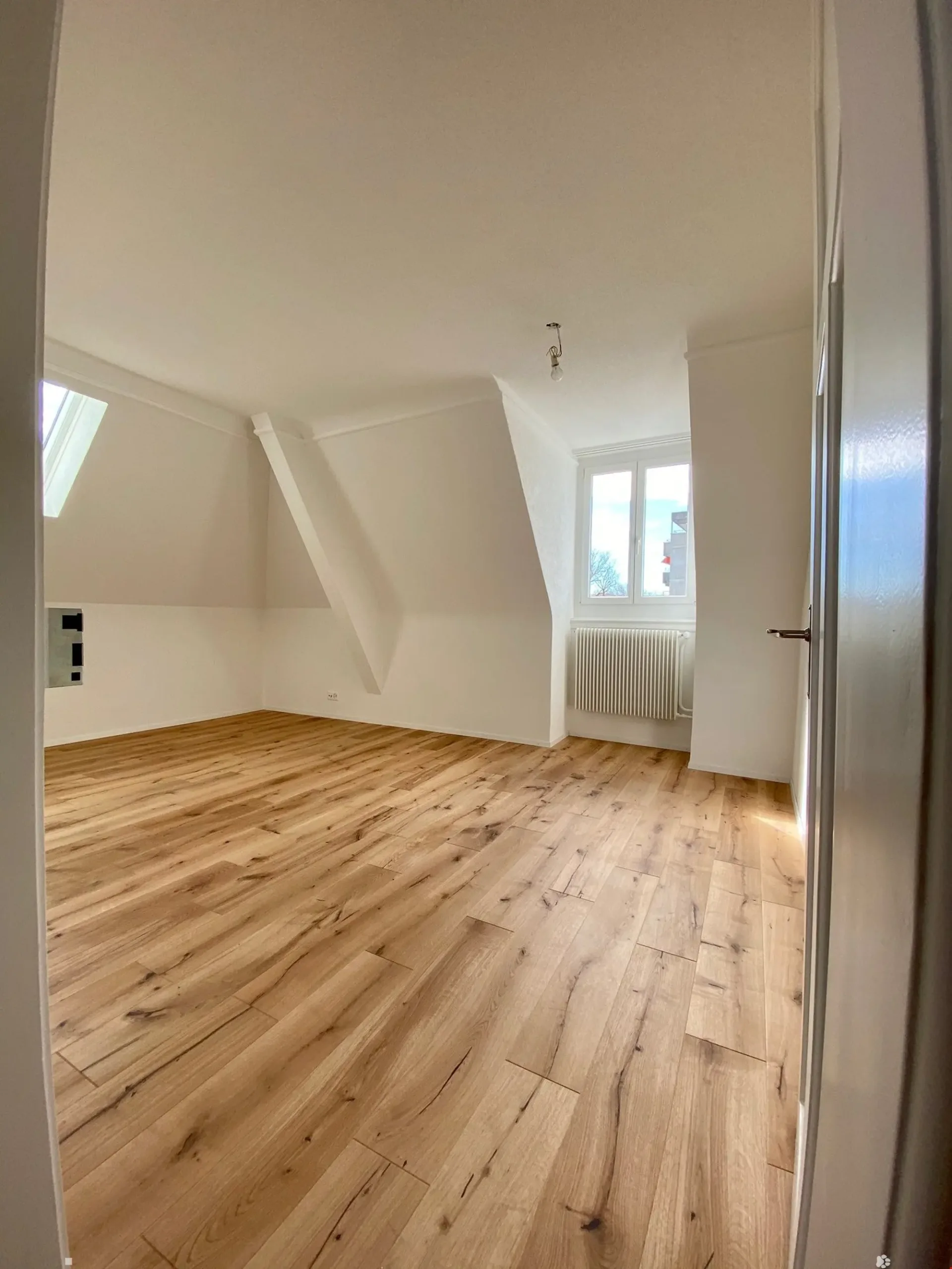 Schöne 2.5 Zimmerwohnung Biel/Bienne