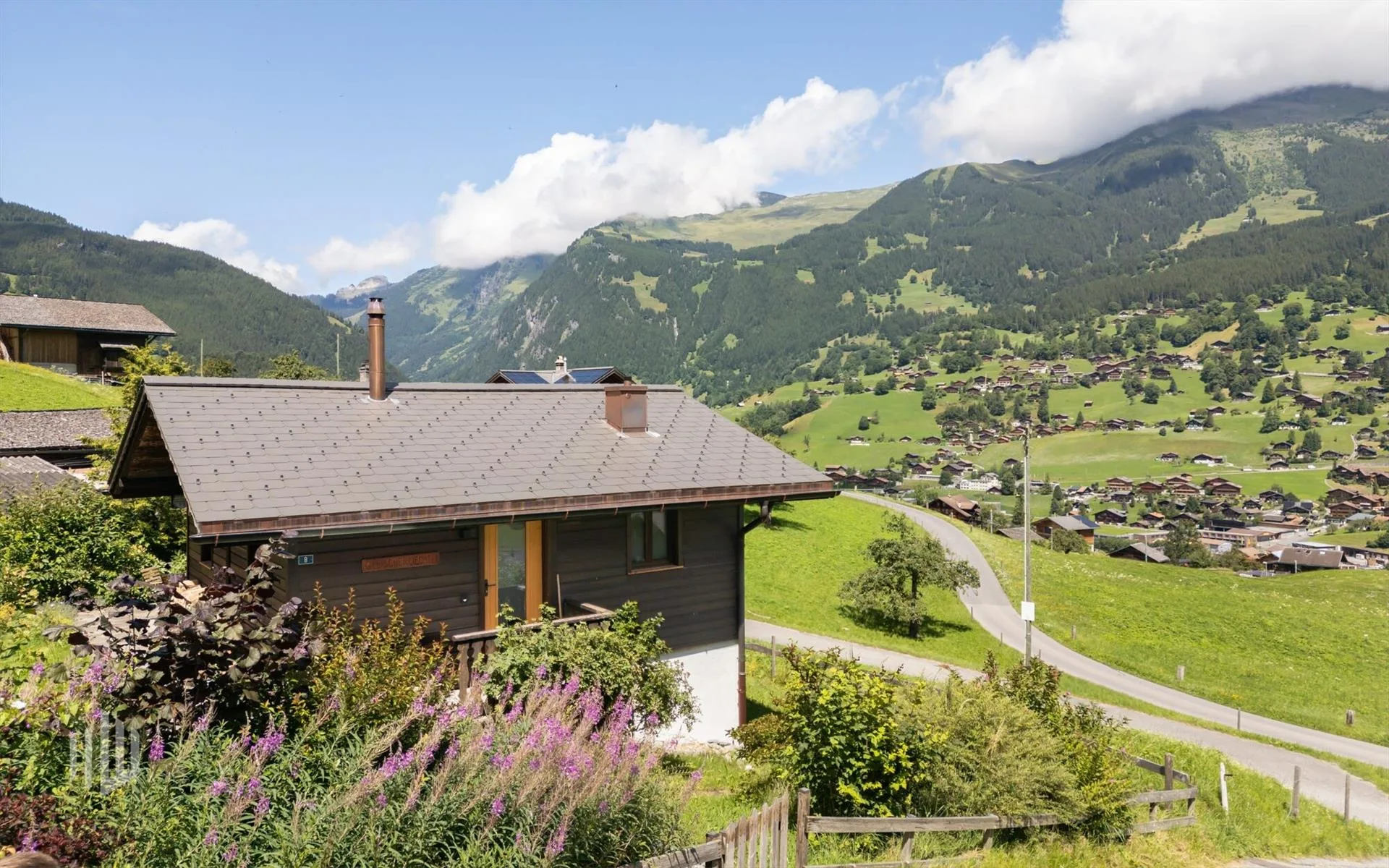 ImmoWyss -  Alleinstehendes (Ferien-) Chalet unter der Eigernordwand