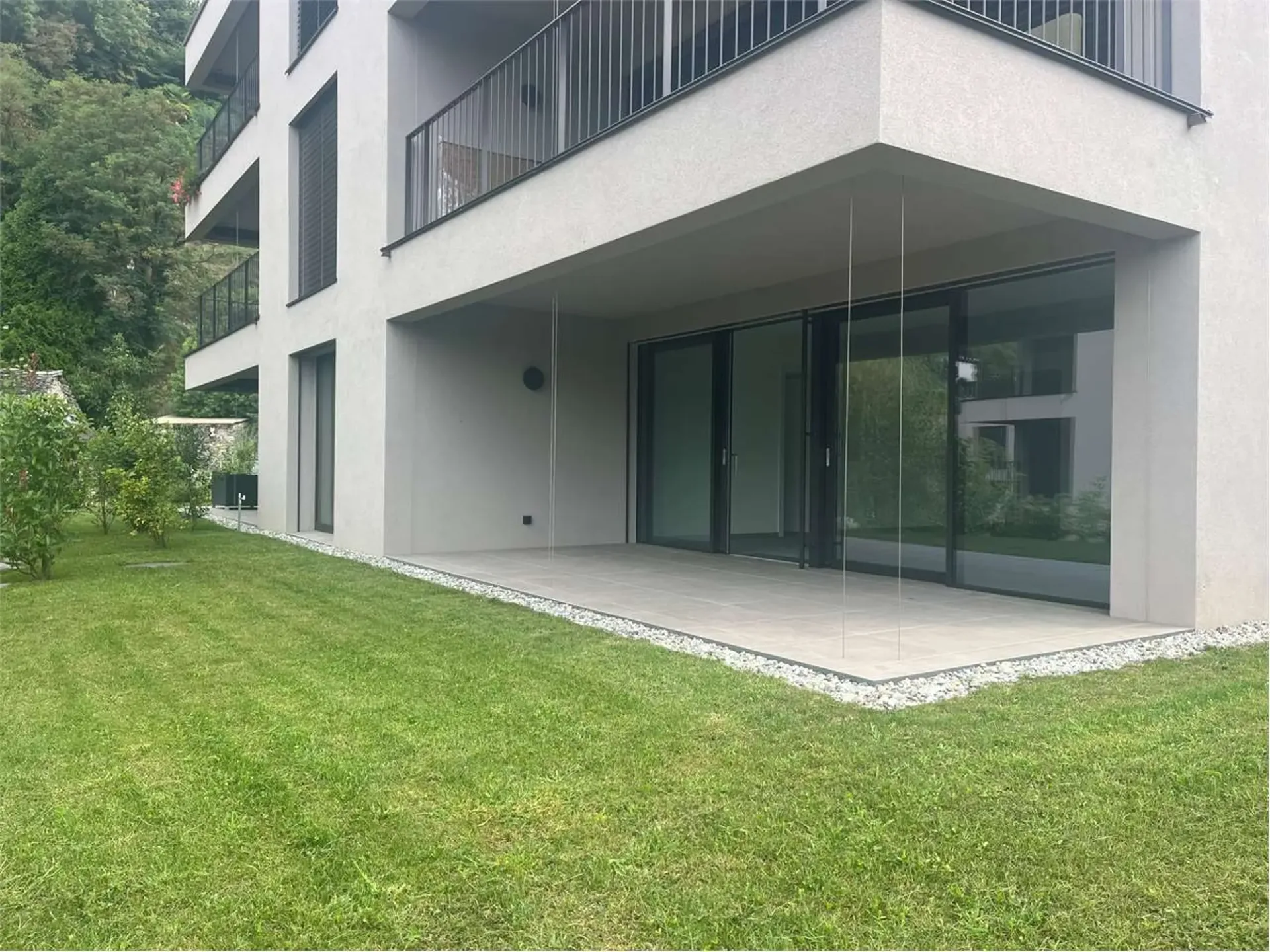 Gordola- bellissimo  appartamento 4.5 con grande giardino