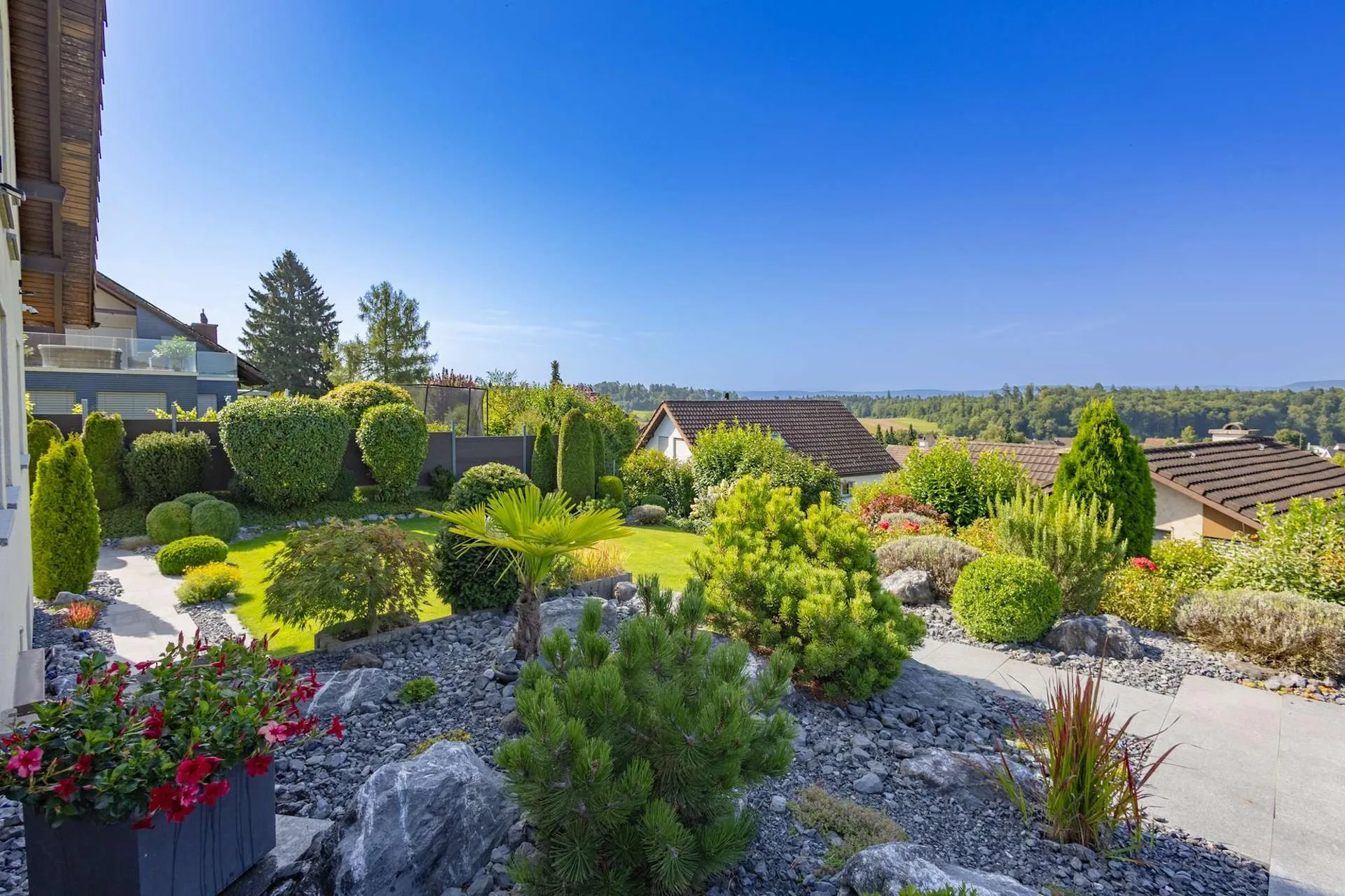 Freistehendes Einfamilienhaus in erhöhter Lage von Nürensdorf mit unverbaubarer Panoramasicht