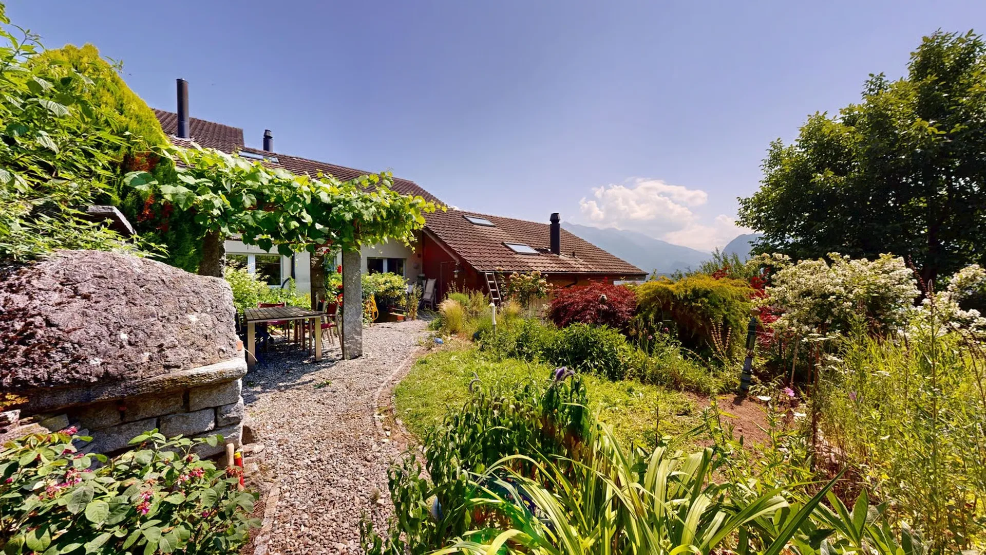 5 ½ (6) Zimmer-Reihen-Einfamilienhaus in Oberhofen am Thunersee