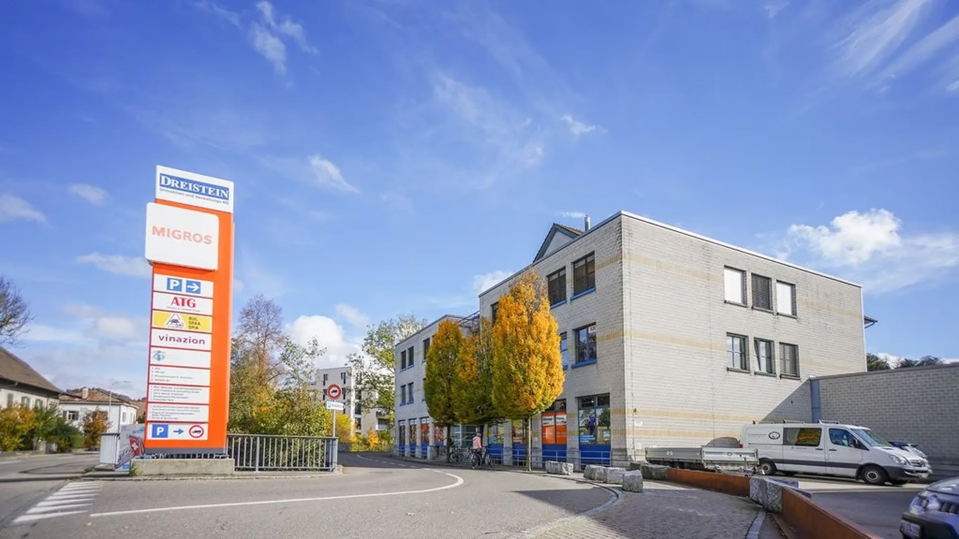 PLATZ FÜR IHRE GESCHÄFTSIDEE