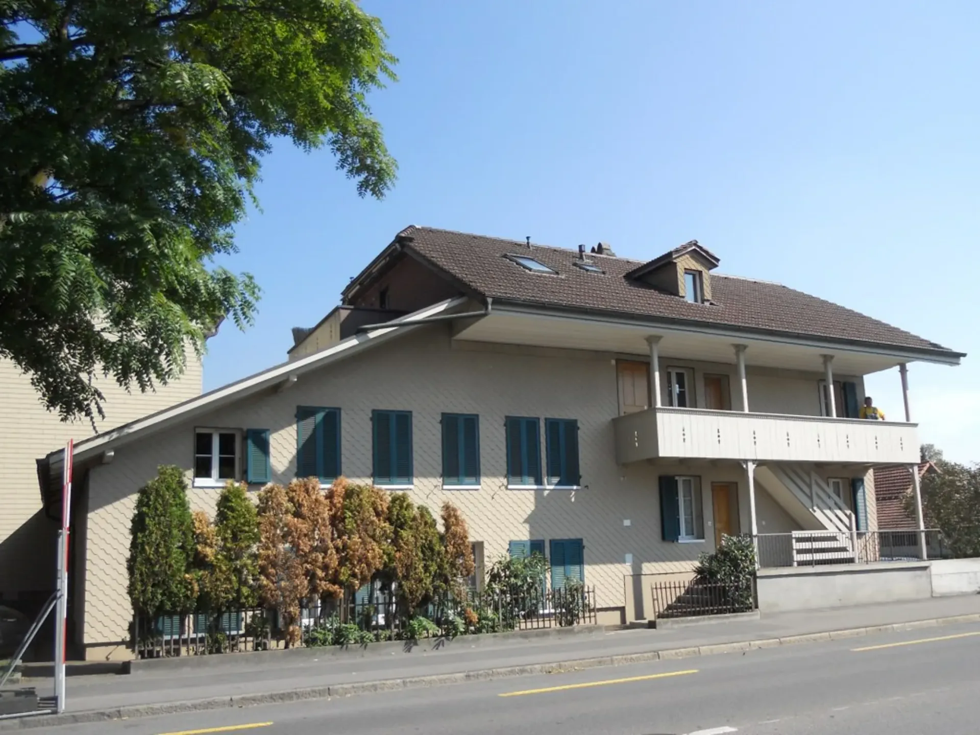 4-Zimmerwohnung, 1. Stock rechts