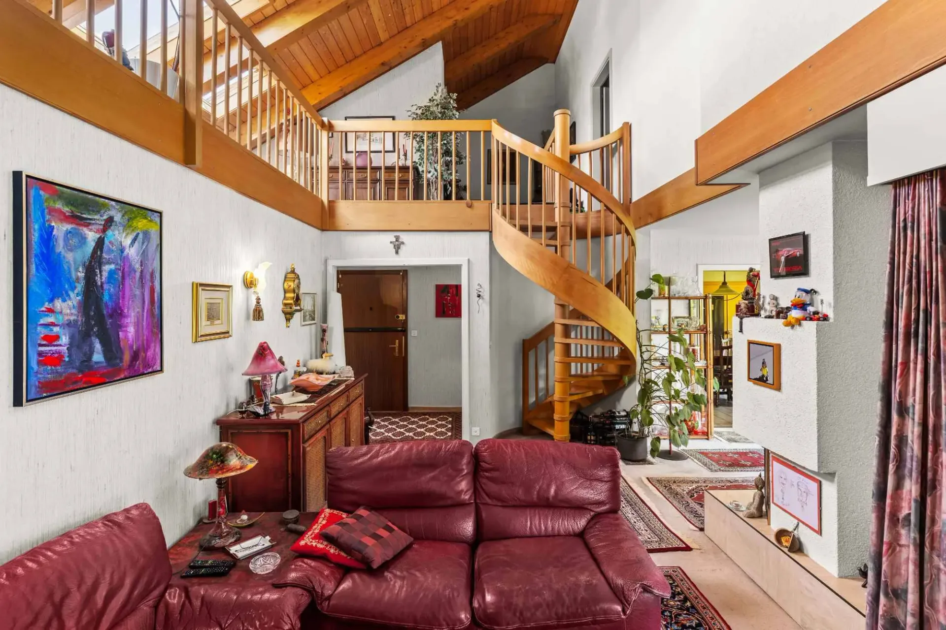 Geräumiges 5.5-Zimmer-Duplex mit großzügigem Balkon
