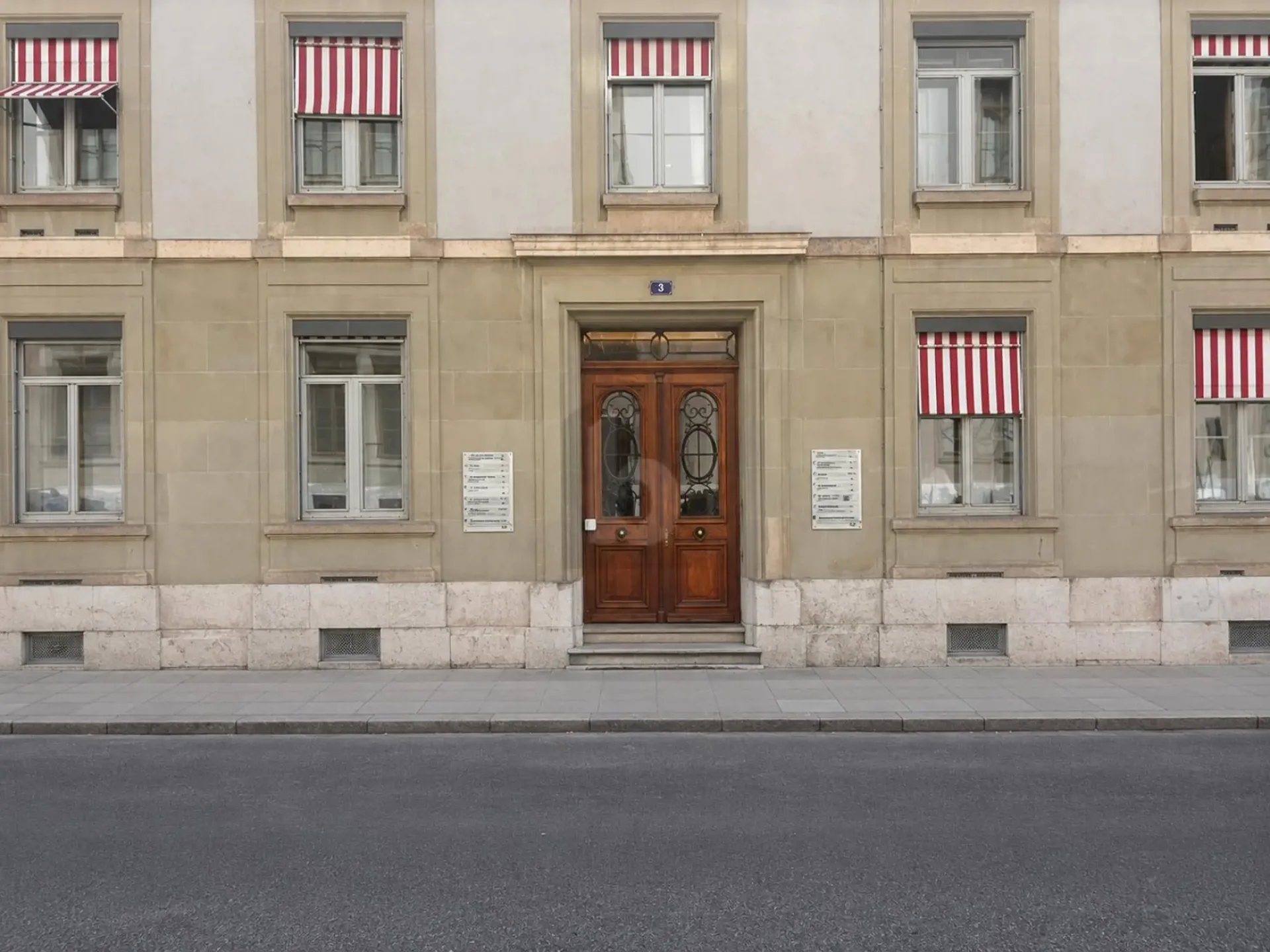 PRÄCHTIGE BÜROS VON CA. 160 M² IN GENF (1205)