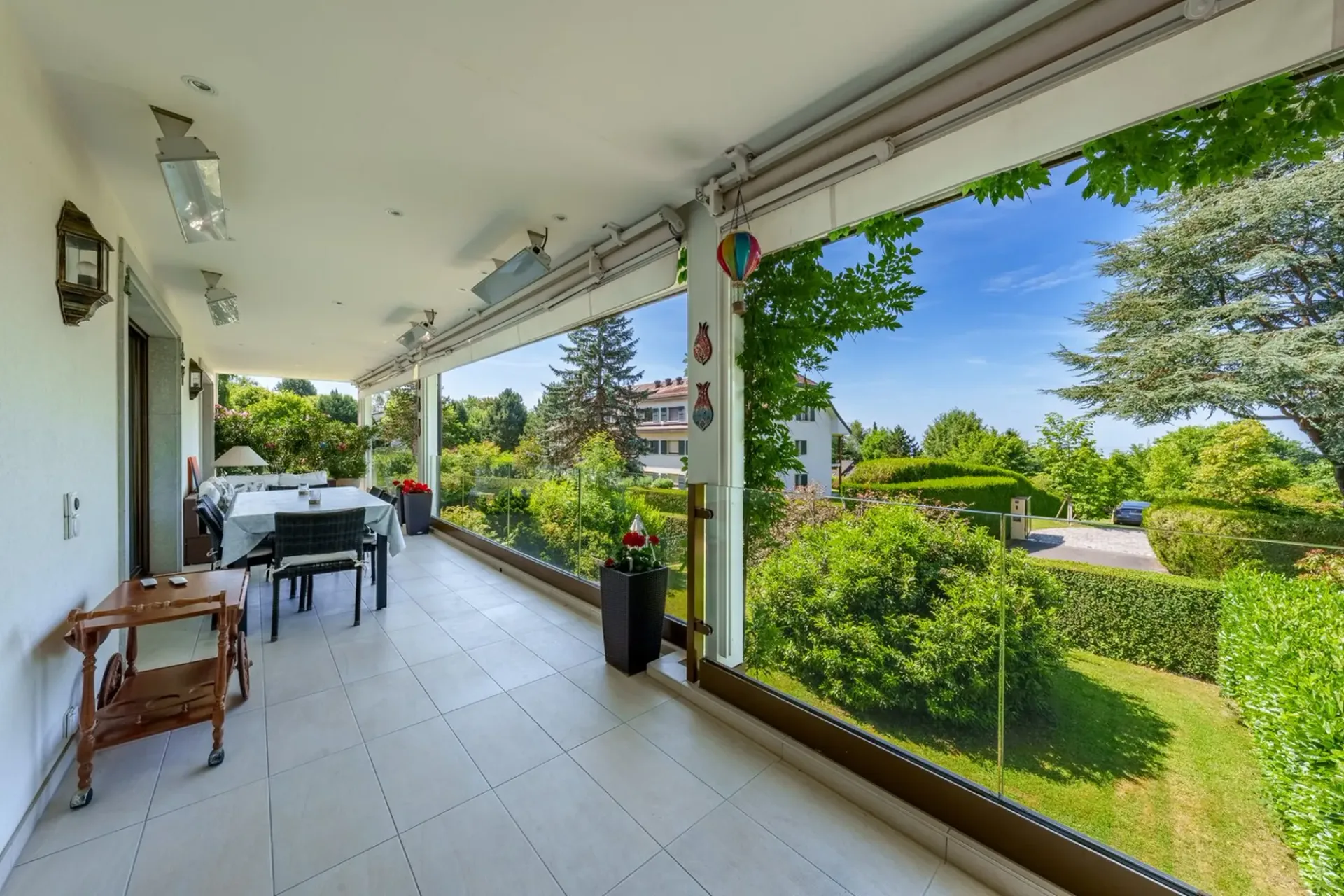 Spacieux appartement de 7 pièces avec balcon et vue à Lausanne