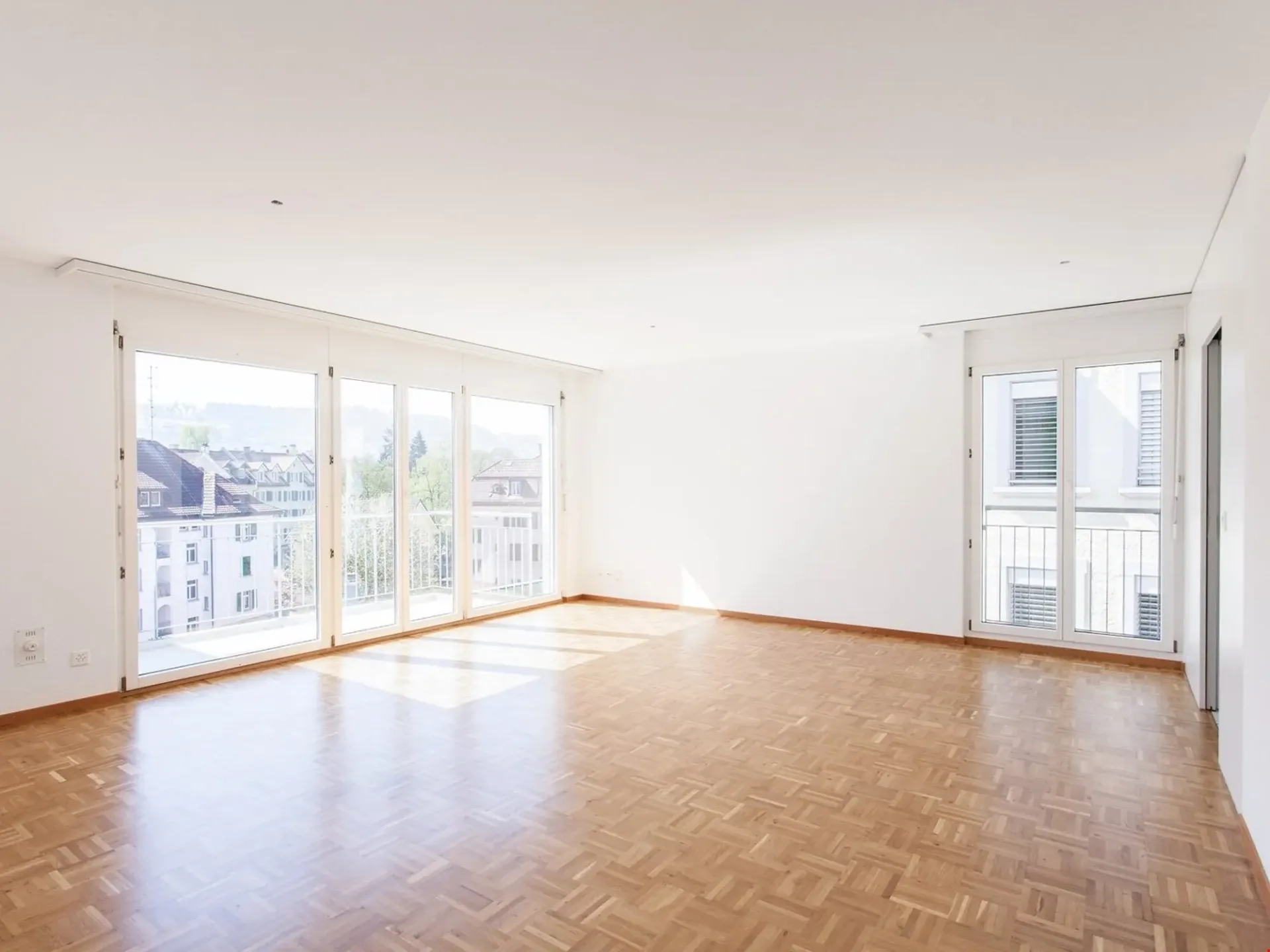 Geräumige 4.5-Zimmer-Wohnung mit Balkon