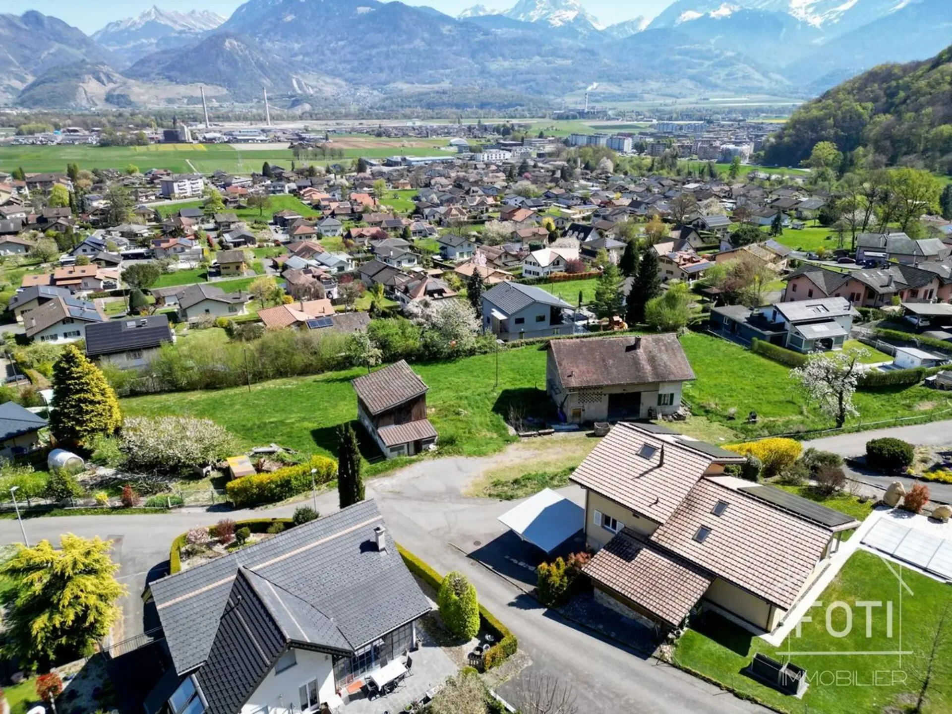 Reihenhaus am Ende, 4,5 Zimmer mit herrlichem Blick!