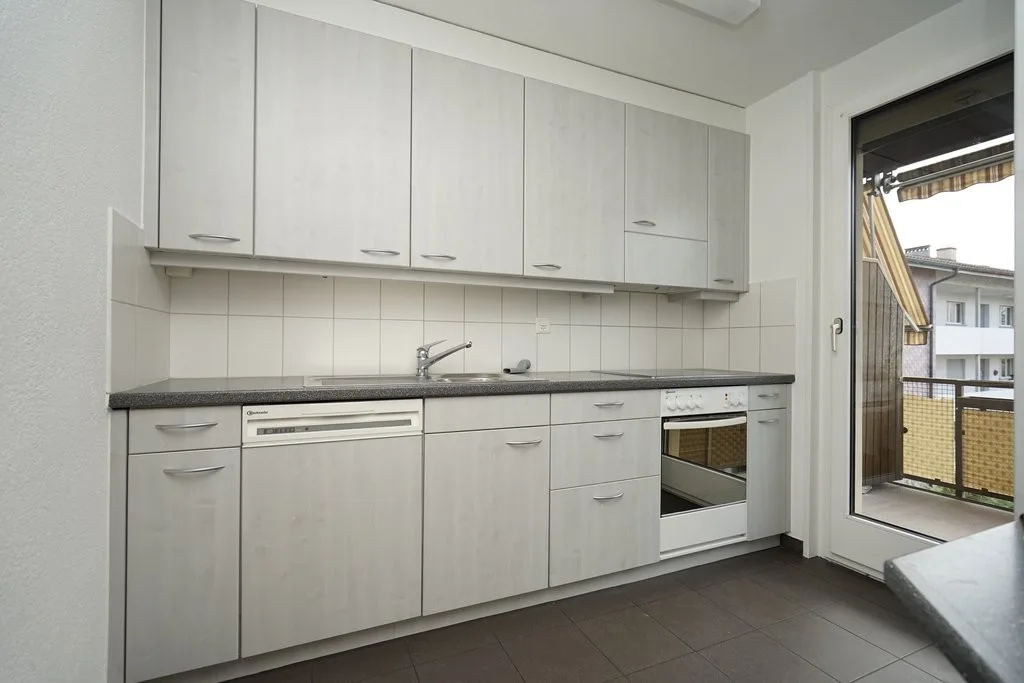 Centrally located 4-room apartment for rent