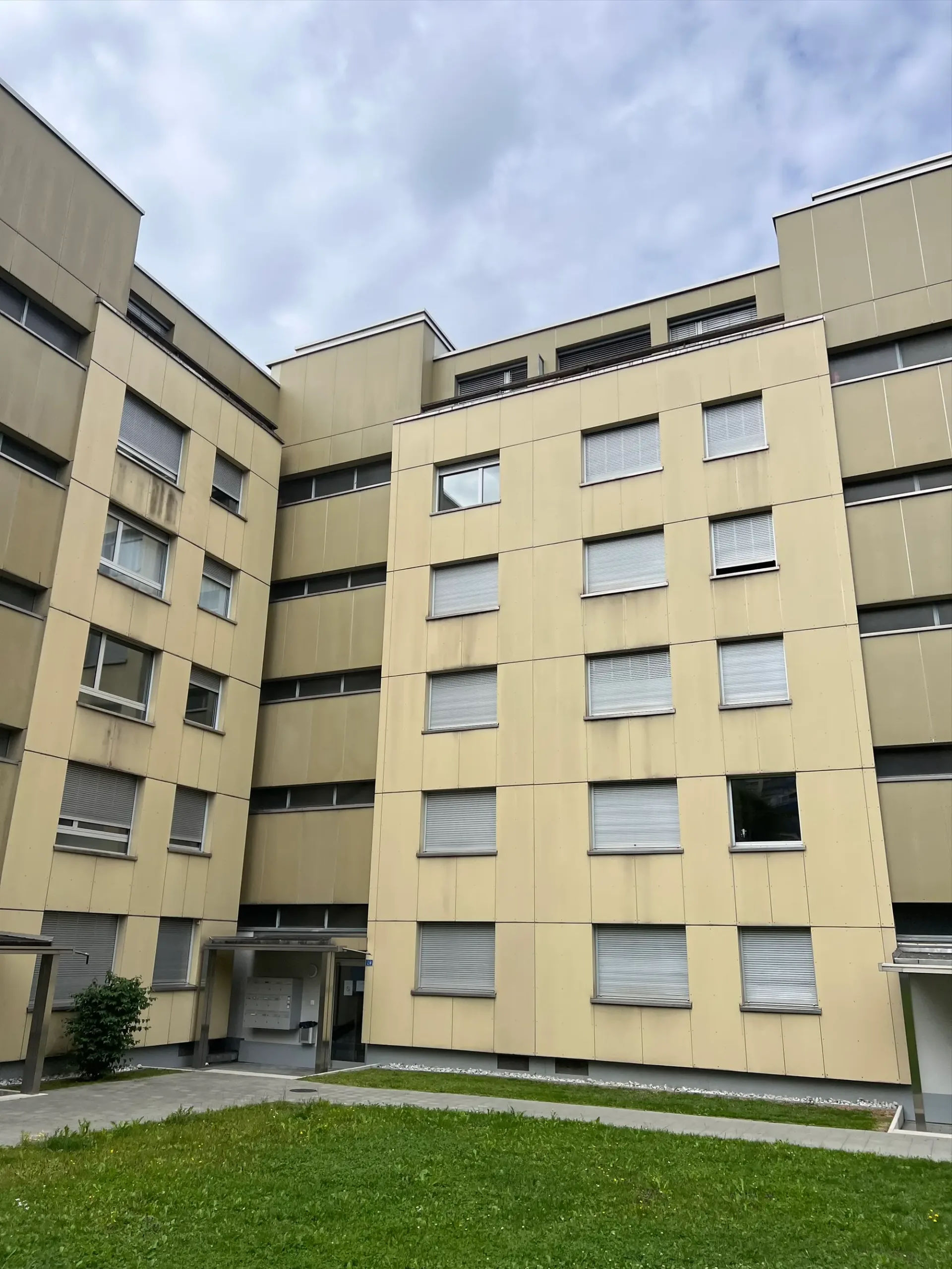 Dépôt à louer au Schönberg