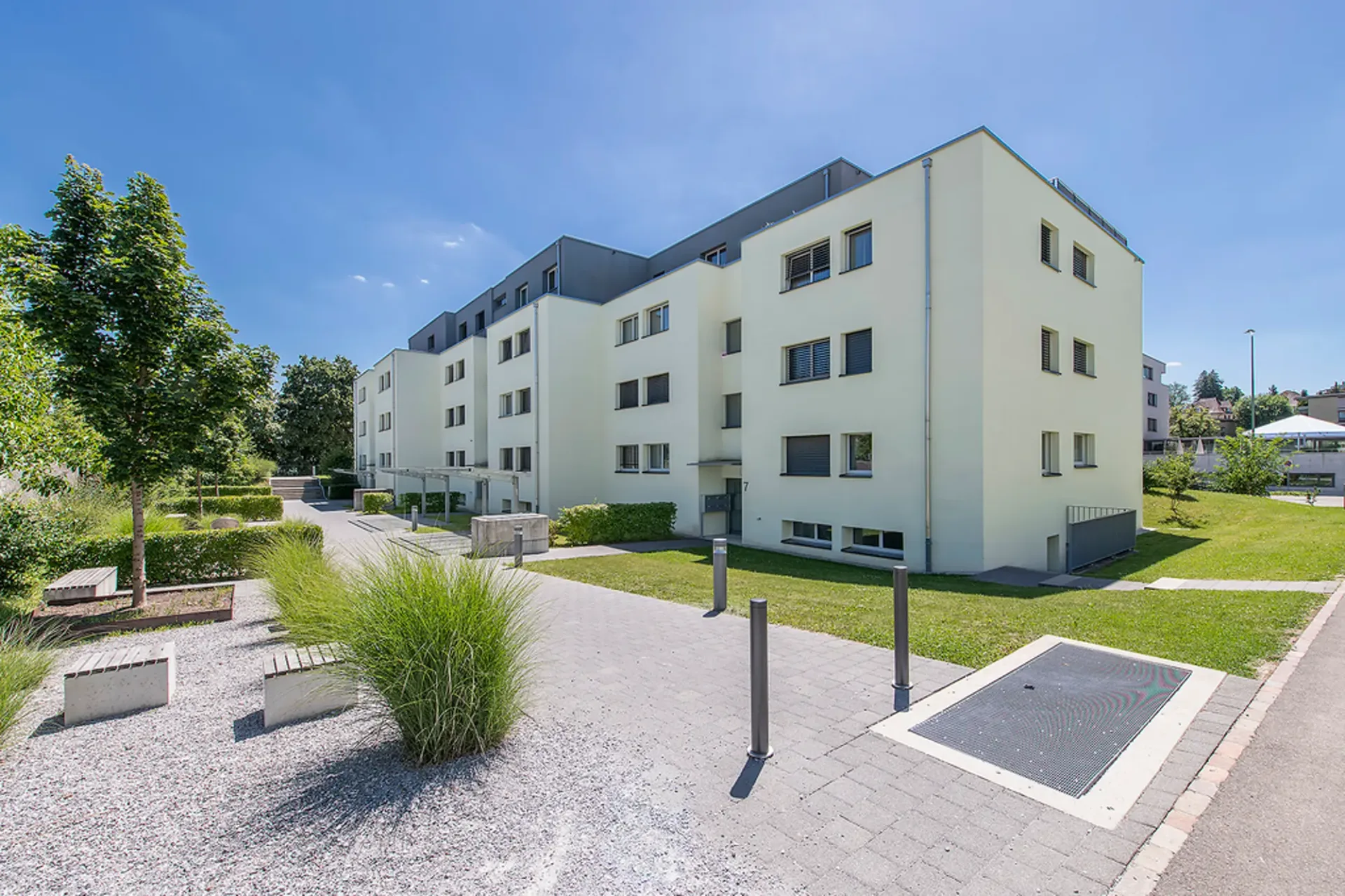 Appartement 3.5 pièces avec balcon à Dietlikon