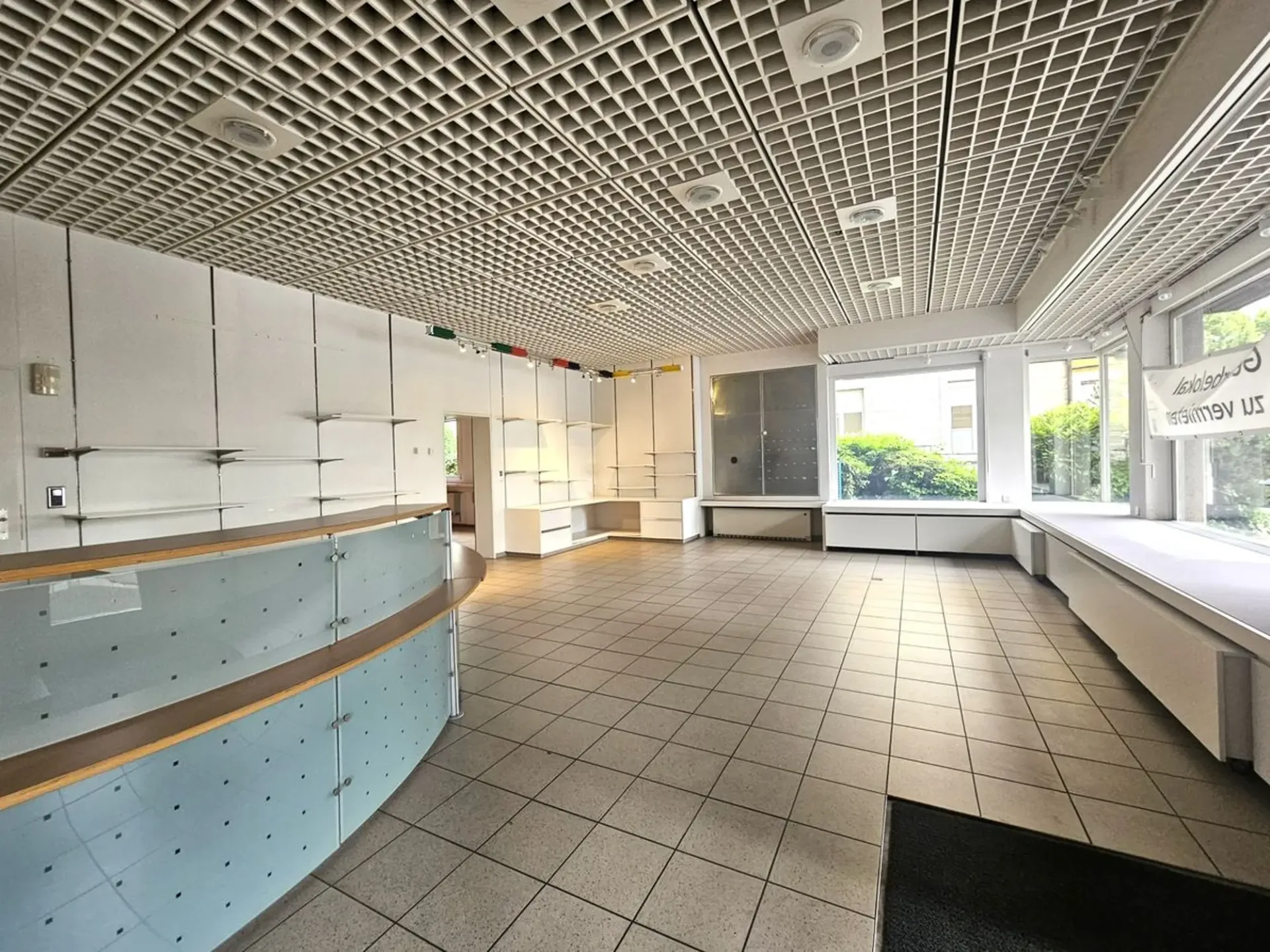 Votre nouvelle adresse commerciale directement à la gare