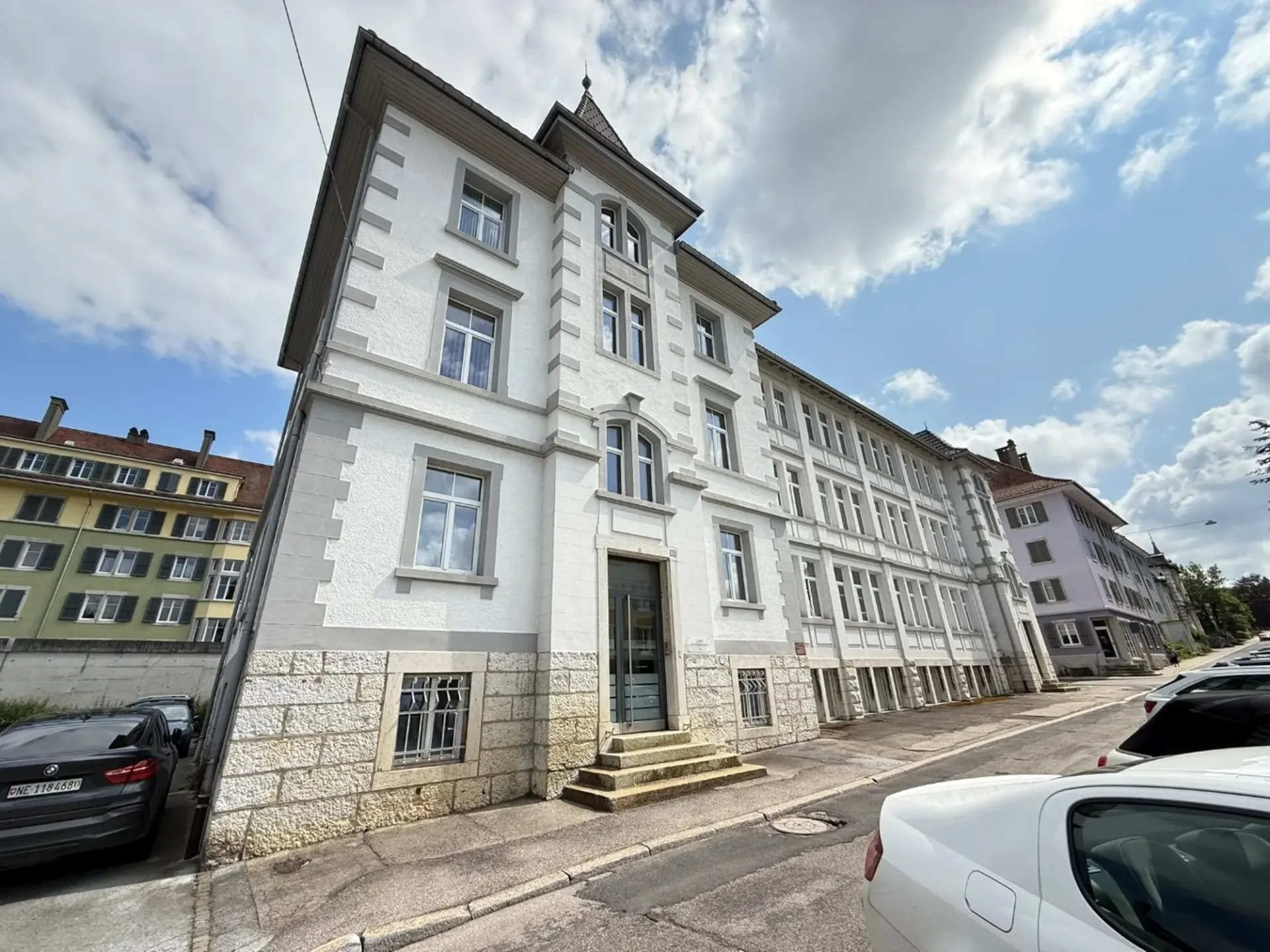 Historisches Industriegebäude zum Verkauf – Rue Beau-Site 17, Le Locle