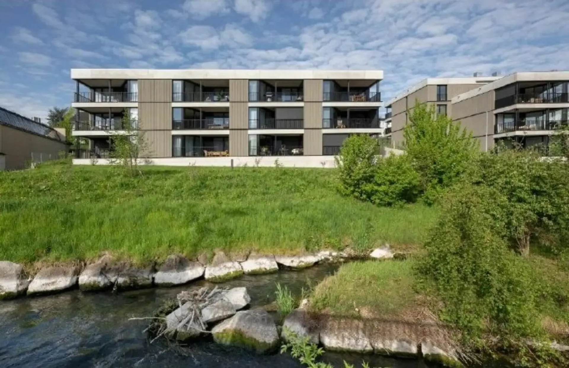Appartement moderne 2 1/2 pièces en norme de propriétaire occupant