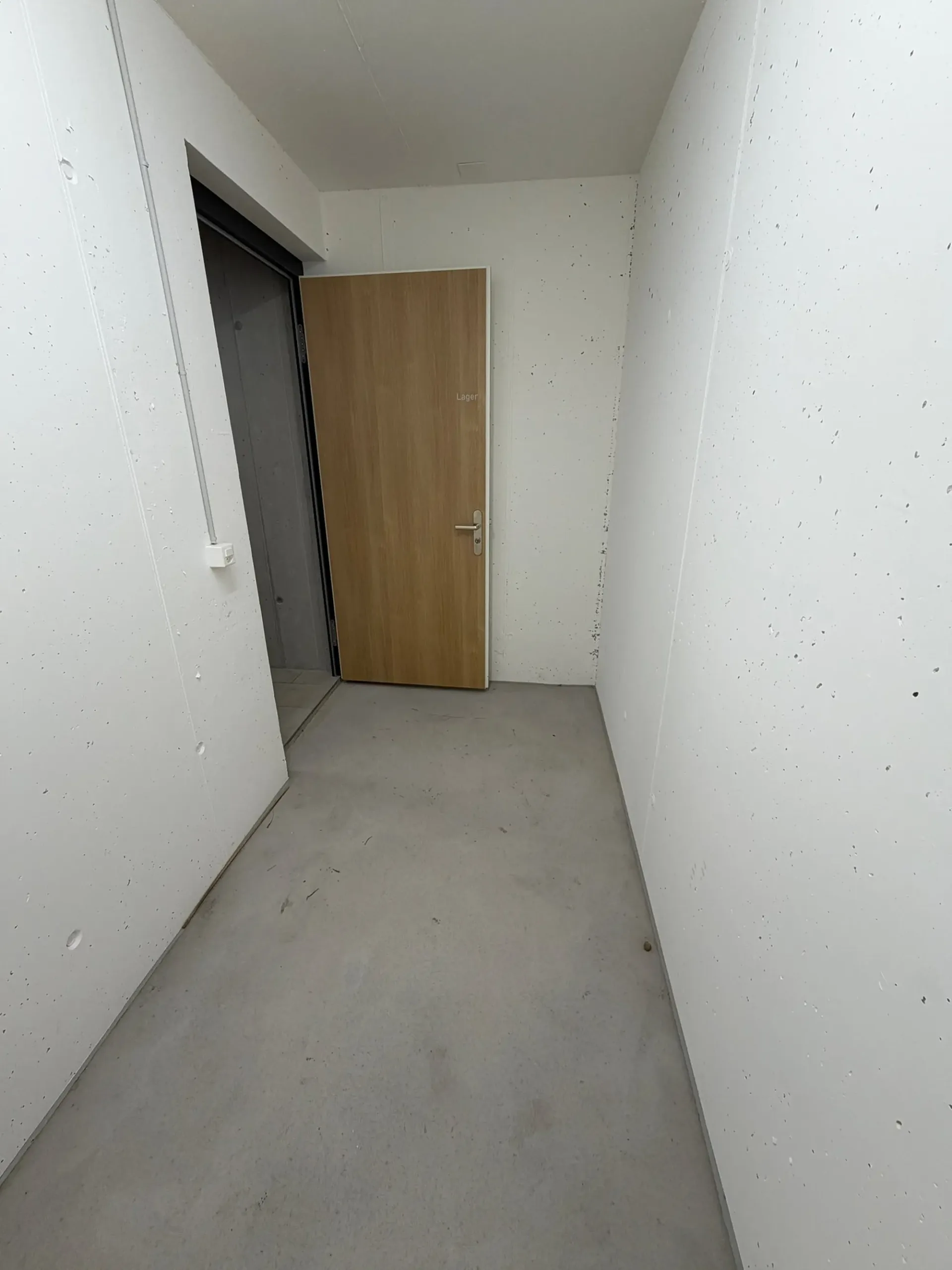 Heller Hobbyraum zu vermieten in Adliswil – neu gebaut, rollstuhlgängig
