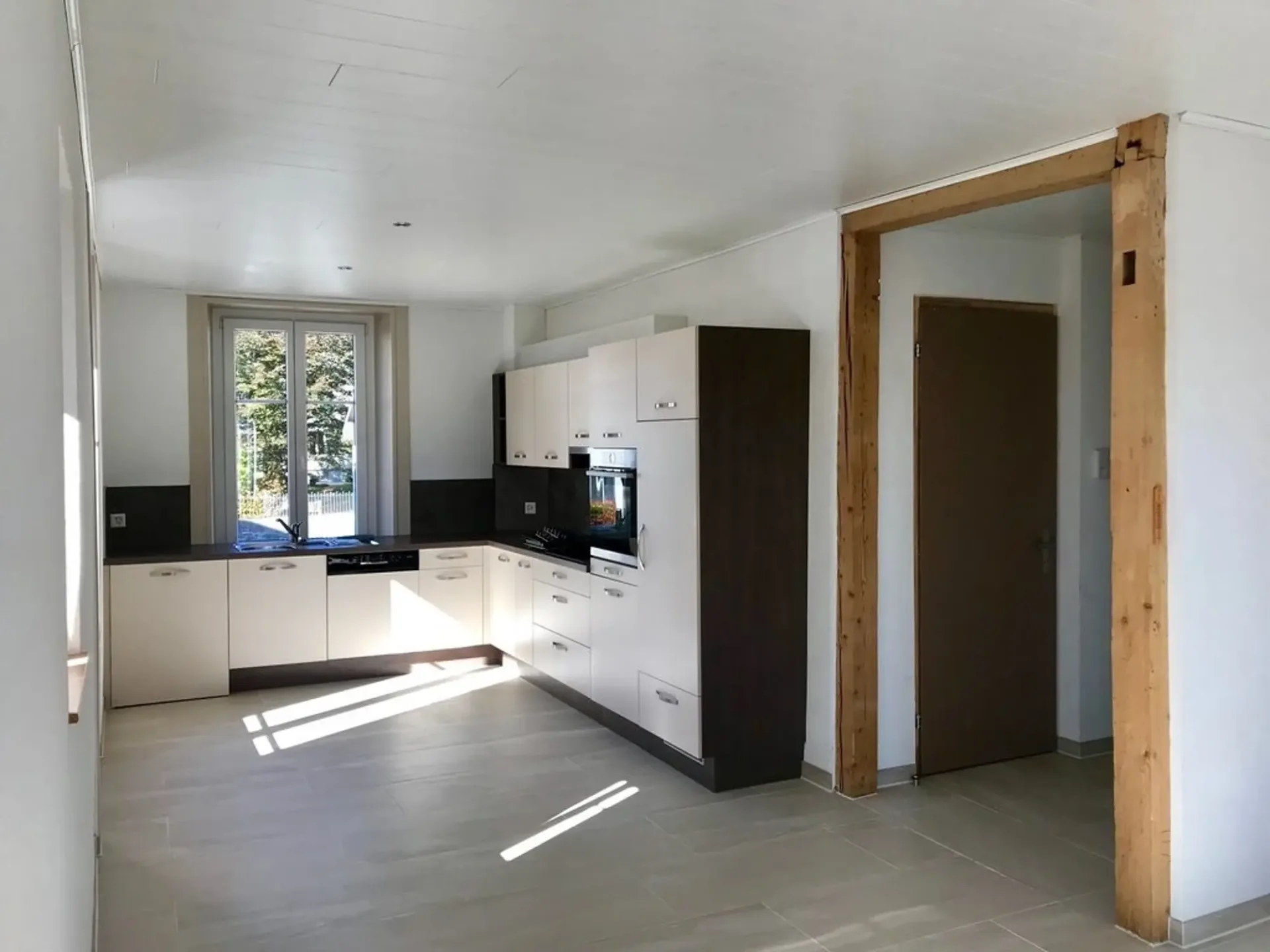 Wohnung mit Balkon renoviert